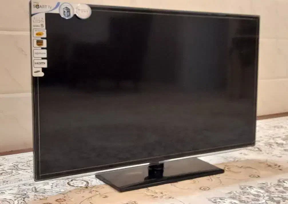 تلویزیون سامسونگ  ۴۶ اینچ|تلویزیون و پروژکتور|قم, شهرک فاطمیه|دیوار