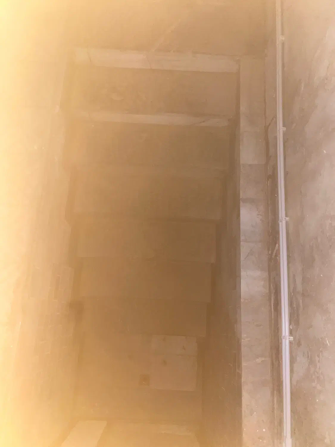 منزل مجردی برای خانم یا زن و مرد کم رفت و امد|اجارهٔ آپارتمان|ساوه, |دیوار