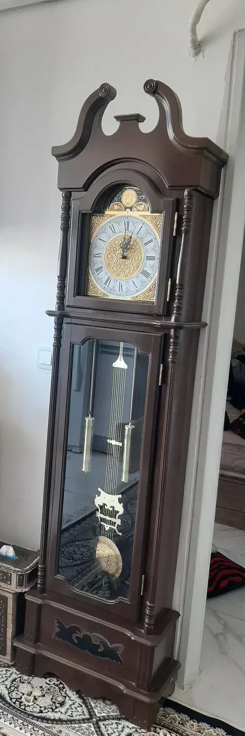 ساعت|ساعت دیواری و تزئینی|رباط‌کریم, رباط‌کریم|دیوار