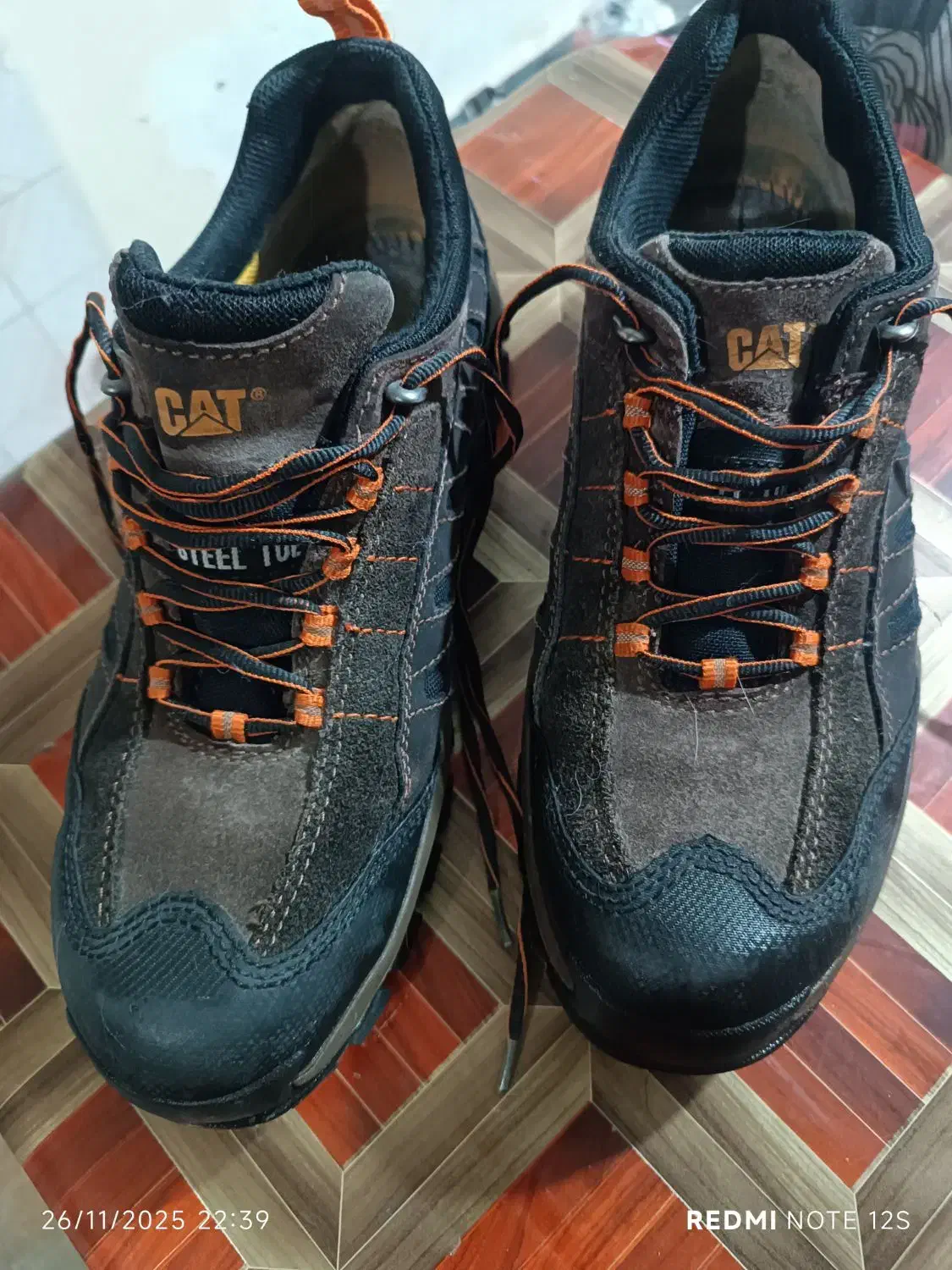 کفش کاترپیلار سایز۴۳...۴۴|کیف، کفش، کمربند|خمینیشهر, |دیوار