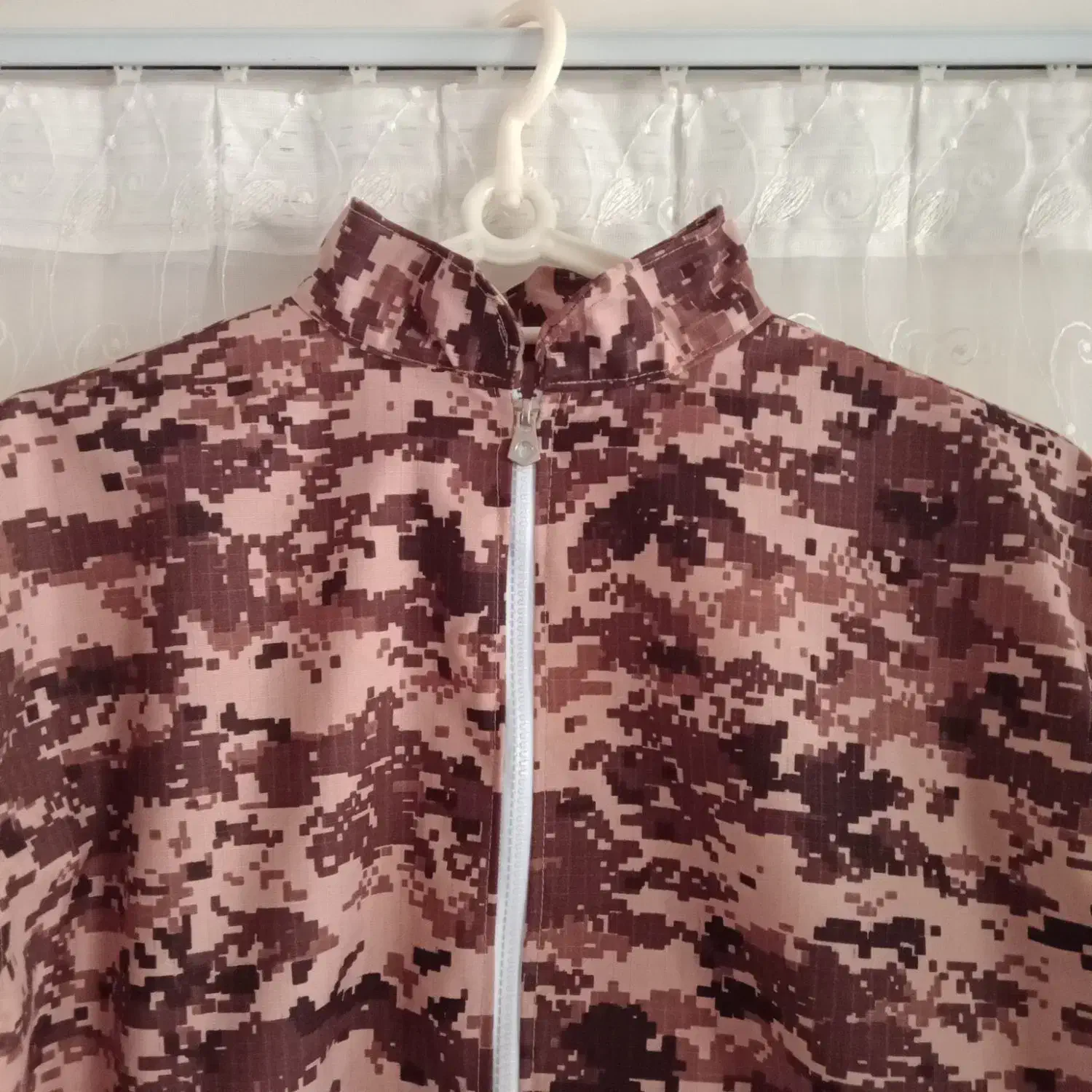 لباس کار|لباس|گمیشان, |دیوار