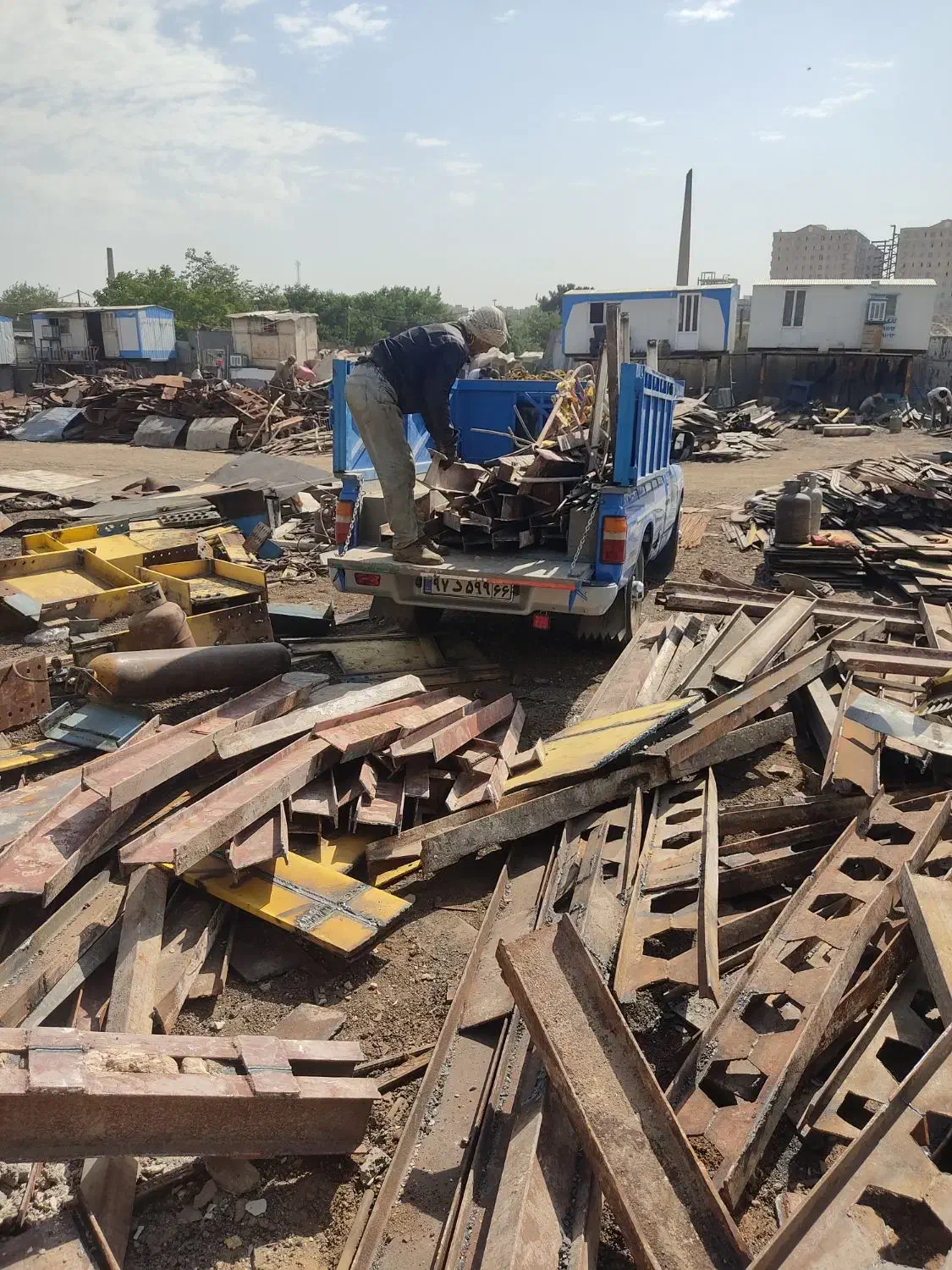 خریدار ضایعات آهن آلات مس آلومینیوم تخریب ساختمان|خدمات پیشه و مهارت|تهران, آجودانیه|دیوار
