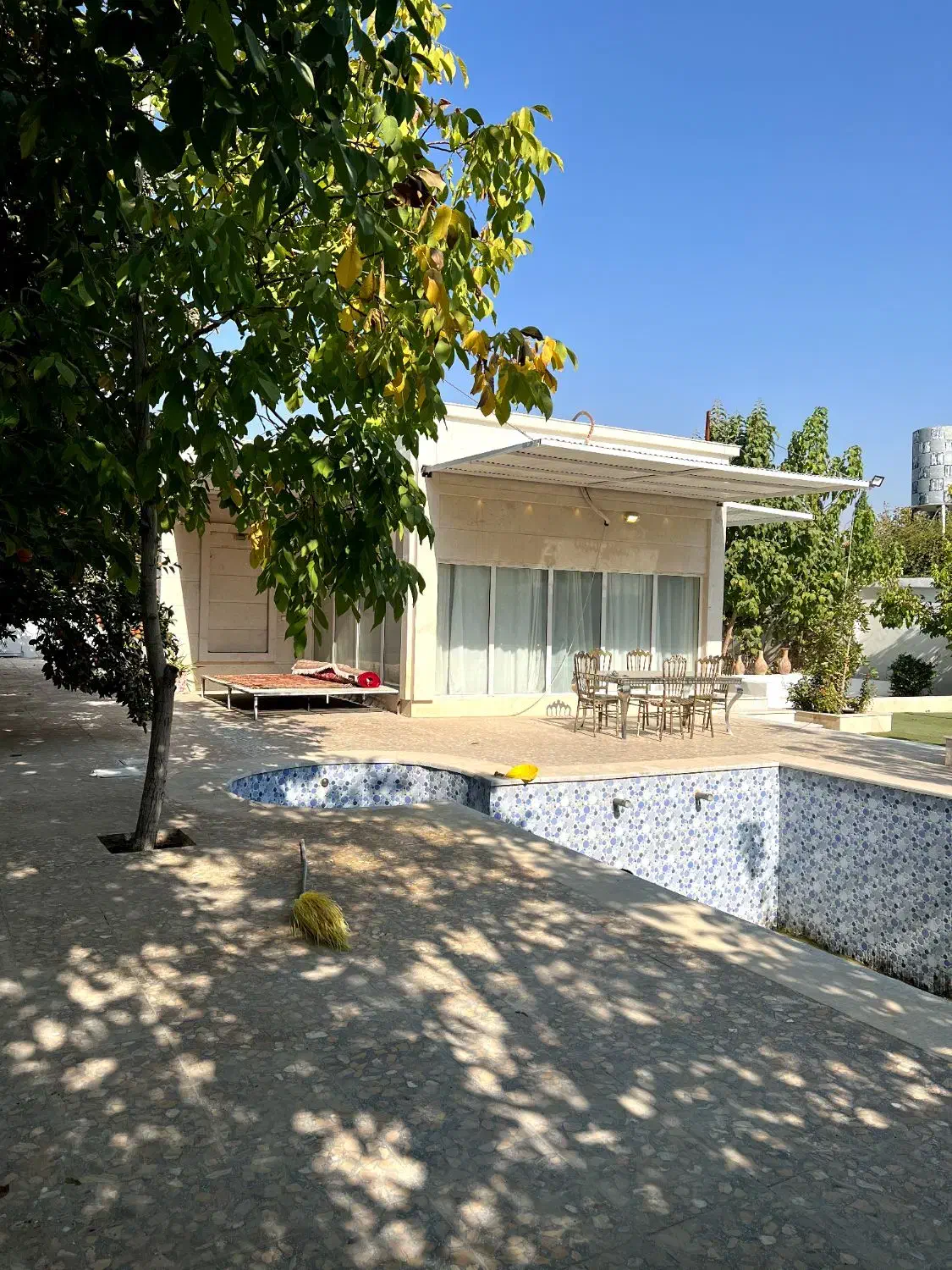 اجاره ویلا باغ روزانه|اجارهٔ کوتاهمدت ویلا و باغ|شیراز, علوم پزشکی|دیوار