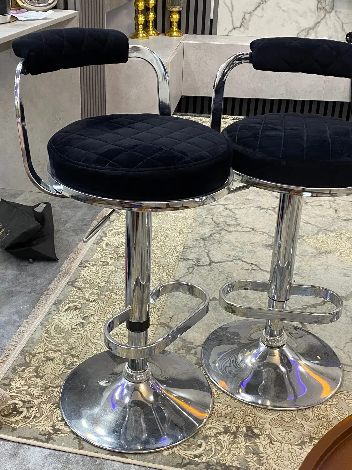 صندلی اوپن|صندلی و نیمکت|سنندج, |دیوار