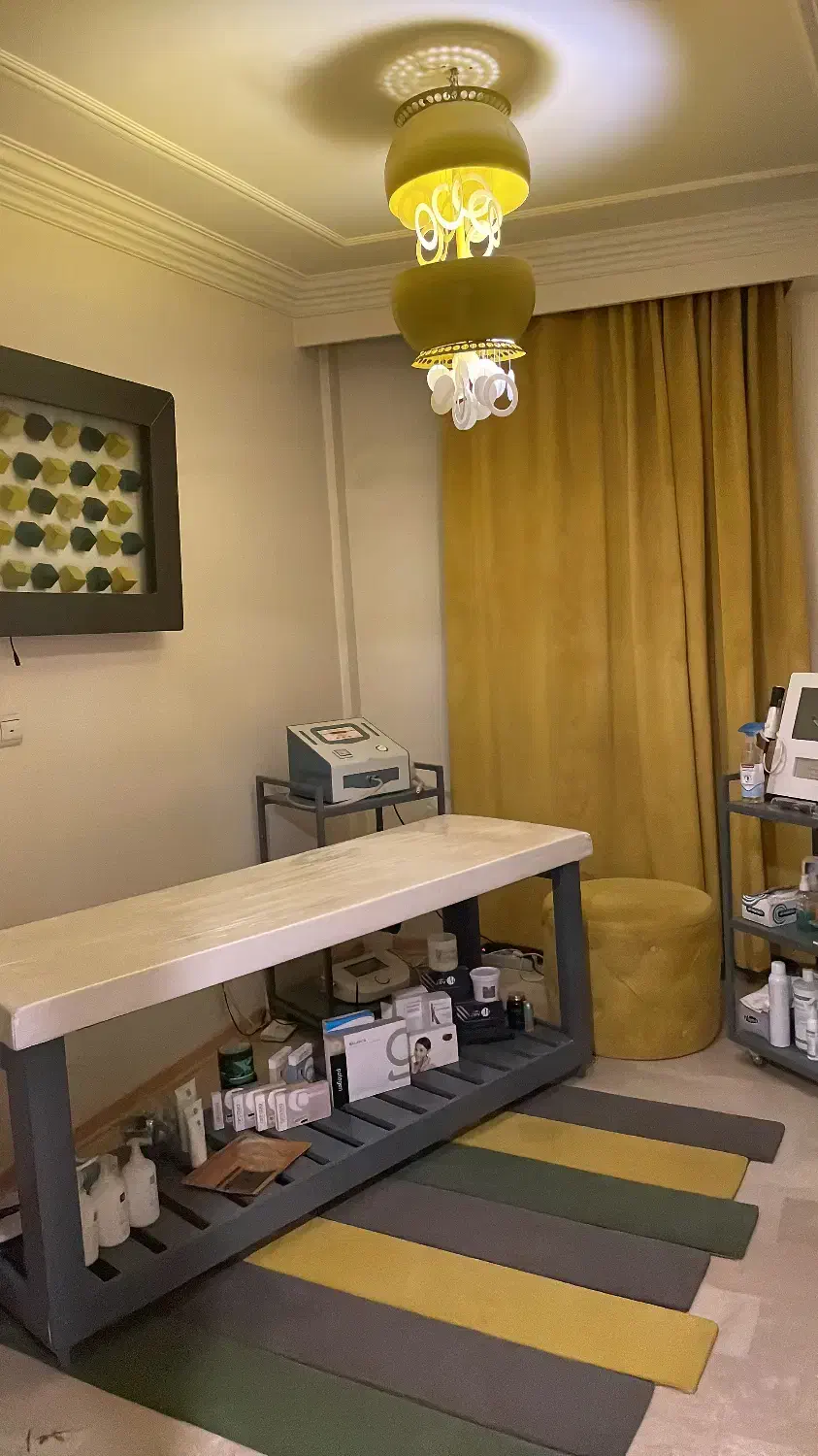 تخت ماساژ / فیشیال|آرایشگاه و سالن‌های زیبایی|تهران, ظفر|دیوار