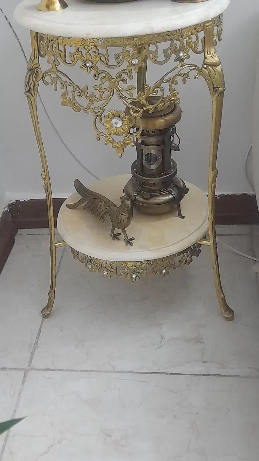 وسایل برنزی|لوستر و چراغ آویز|اندیشه, اندیشه فاز ۱|دیوار