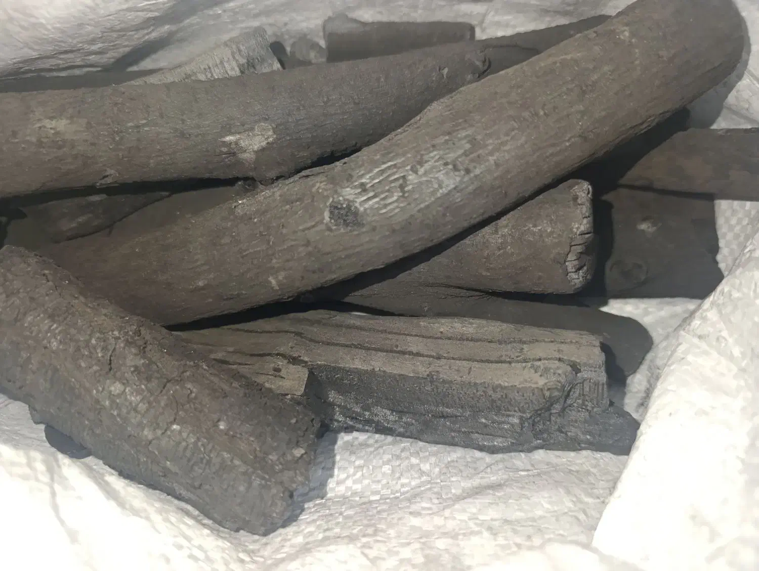 زغال کبابی درجه یک (قیمت عمده) فله و گونی|عمدهفروشی|تهران, شهرک ولیعصر شمالی|دیوار