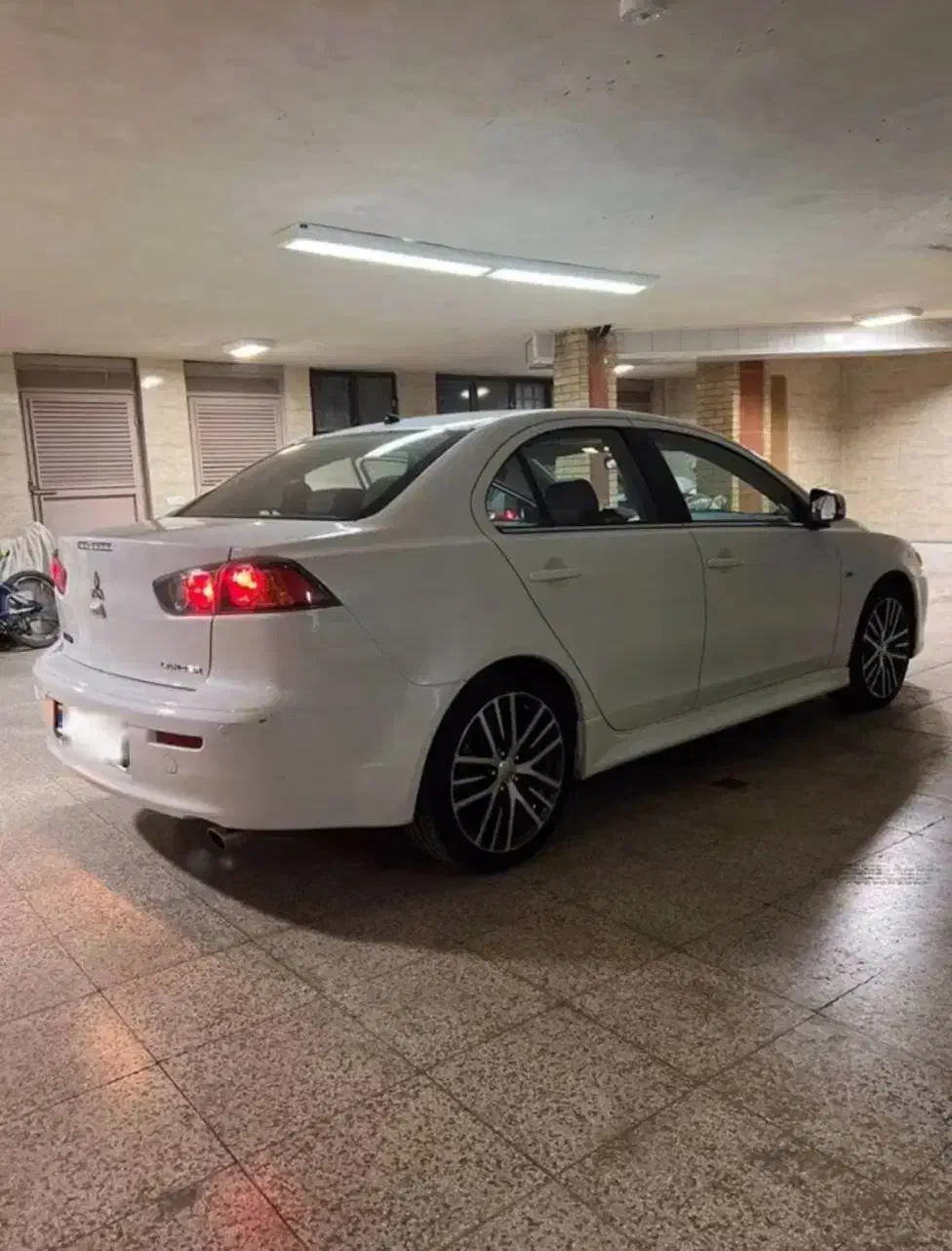 میتسوبیشی لنسر|خودرو سواری و وانت|تهران, فرمانیه|دیوار