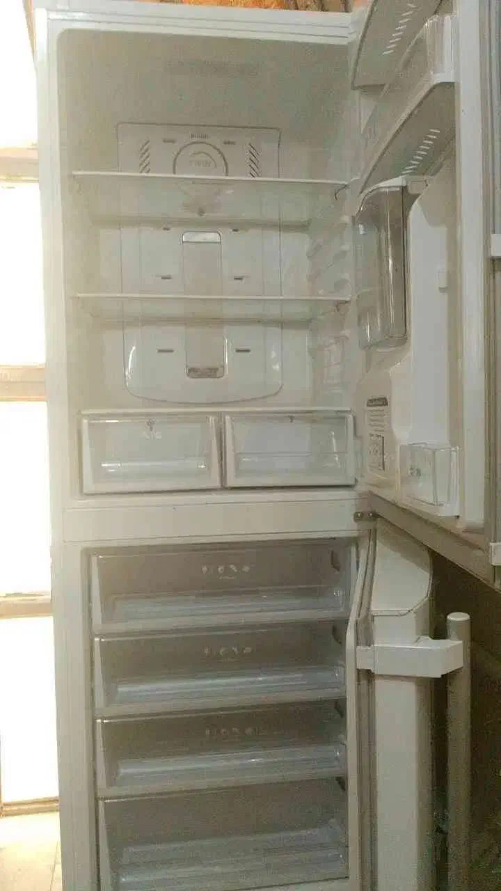 یخچال|یخچال و فریزر|تربتحیدریه, بهشت عسکری|دیوار