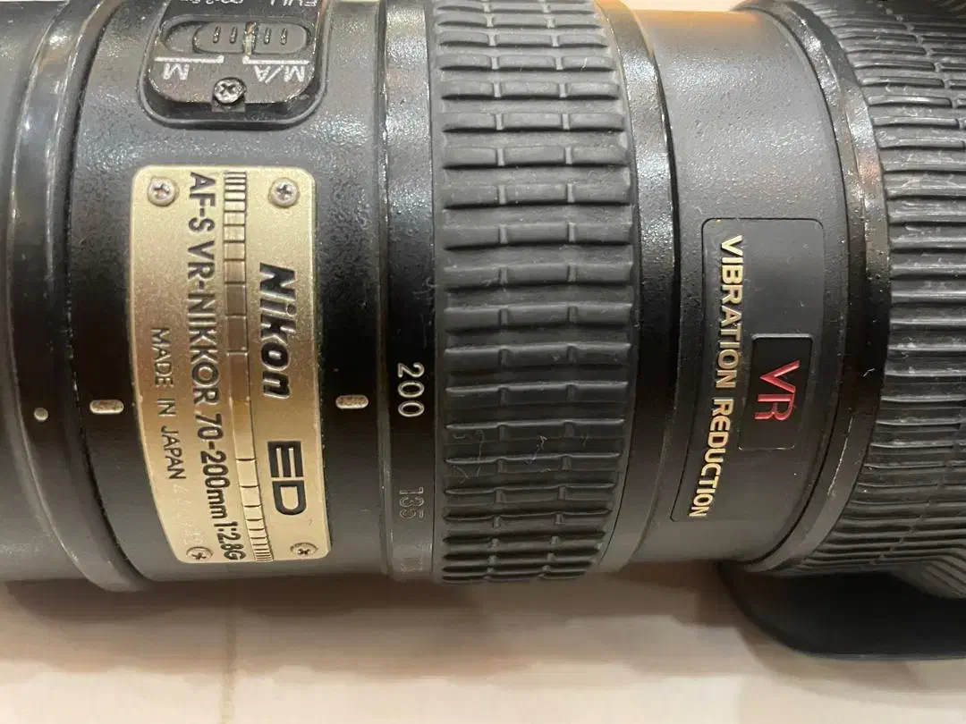لنز۷۰-۲۰۰نیکون نیکوراصل ژاپن باf2.8|دوربین عکاسی و فیلمبرداری|شیراز, فرهنگ شهر|دیوار