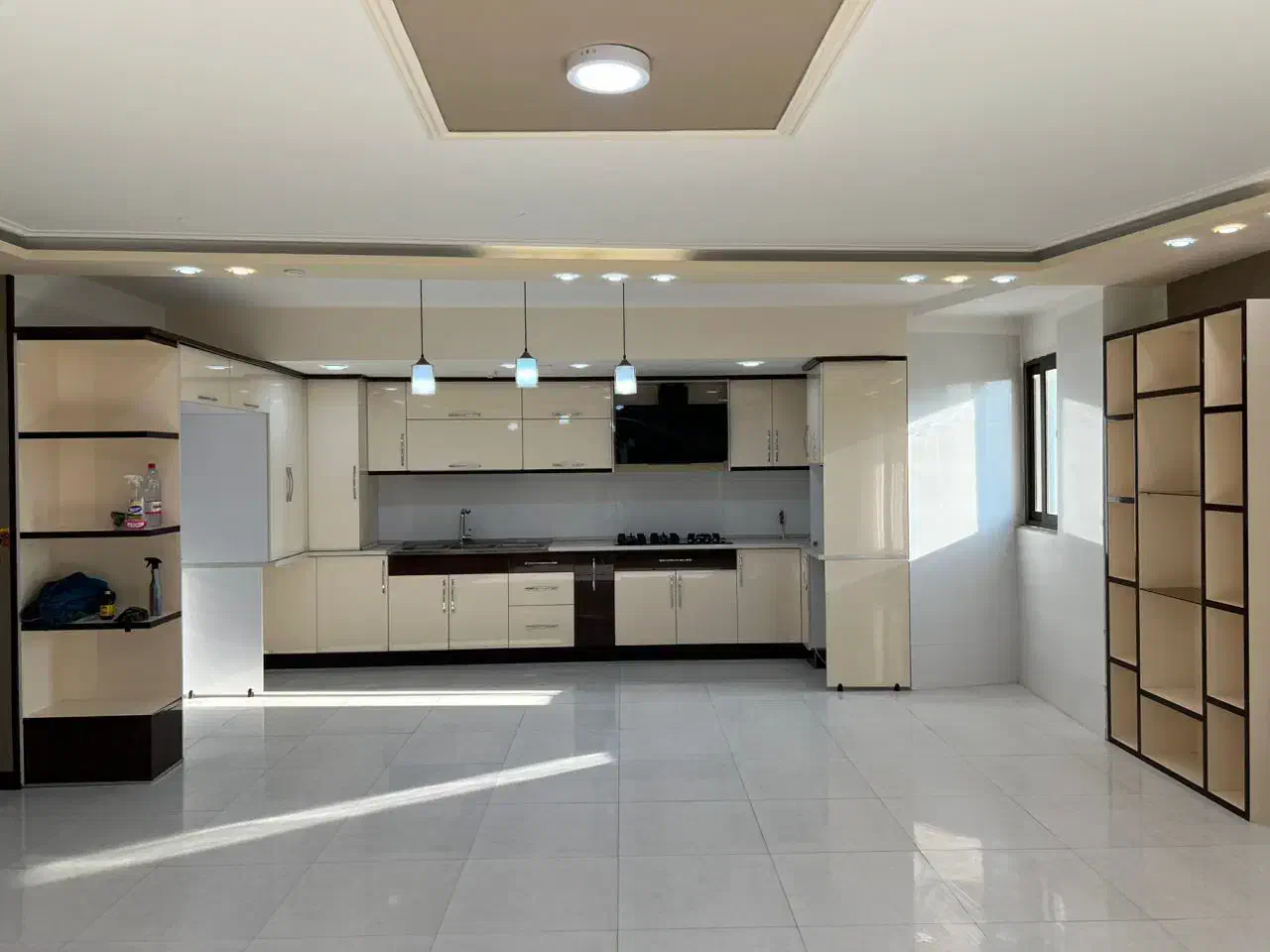 فروش واحد آپارتمان|فروش آپارتمان|شیراز, شهرک یاس طلاییه|دیوار