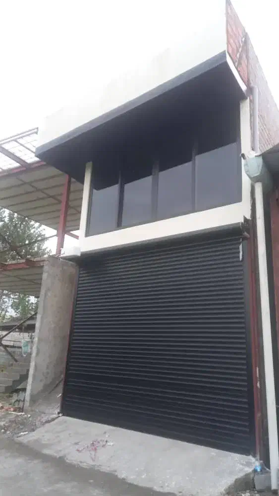 درب و پنجره های یو پی وی سی و شیشه سکوریت یاقوتی|مصالح و تجهیزات ساختمان|چالوس, |دیوار