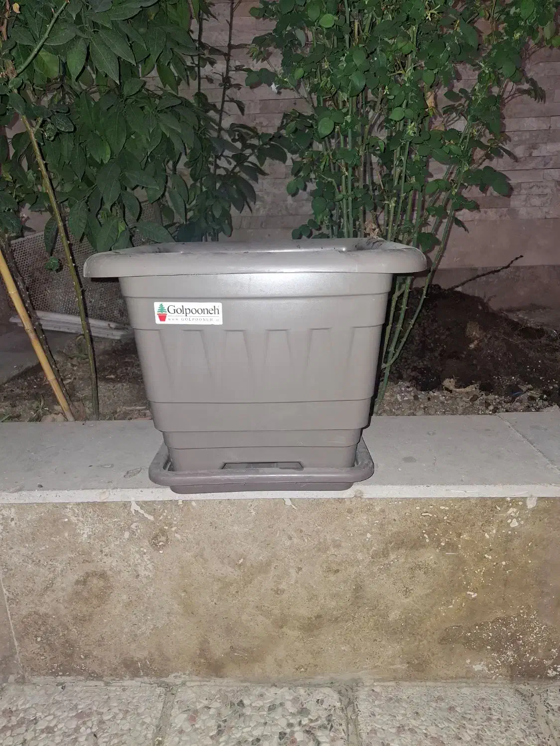 گلدان بزرگ|گل مصنوعی|تهران, دهقان|دیوار