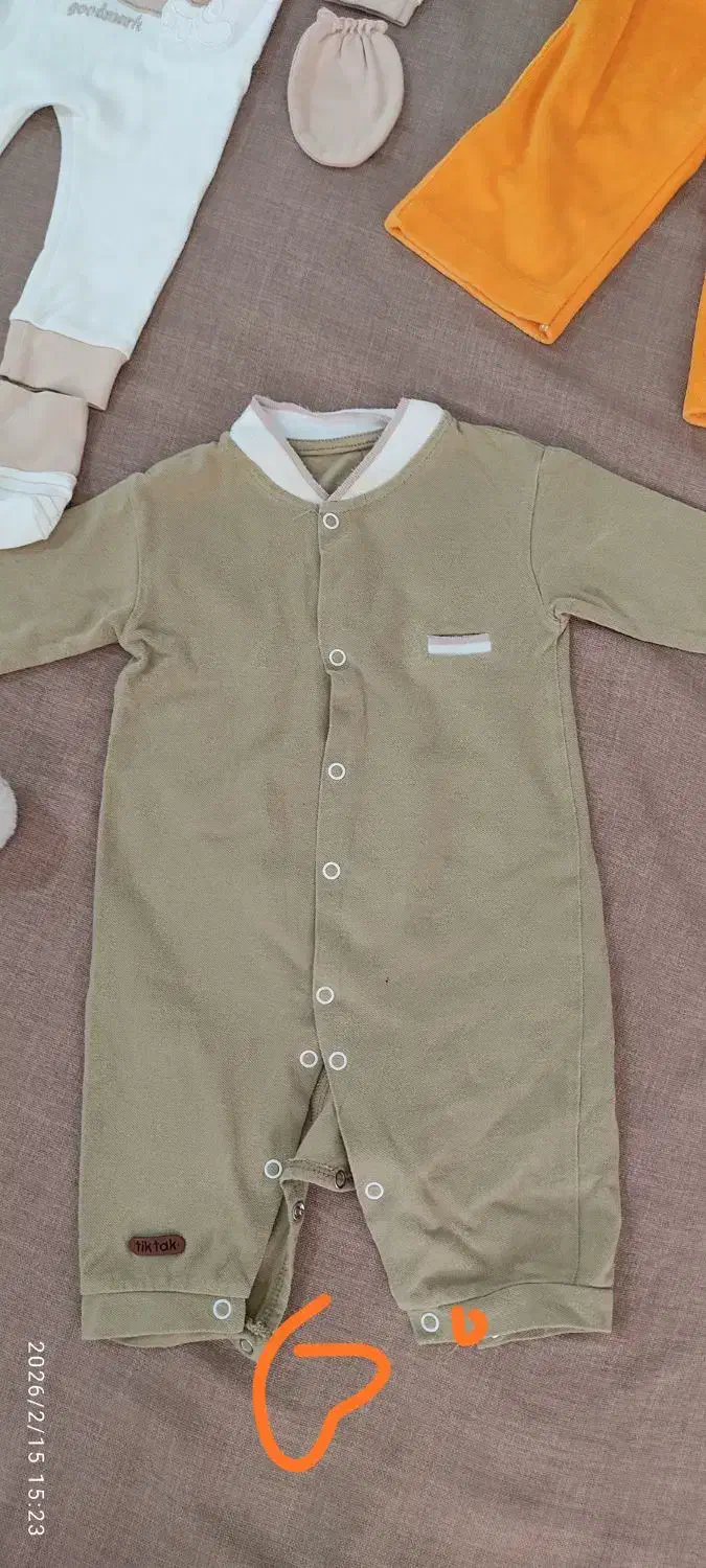 لباس نوزادی|کفش و لباس بچه|قم, شهرک فاطمیه|دیوار