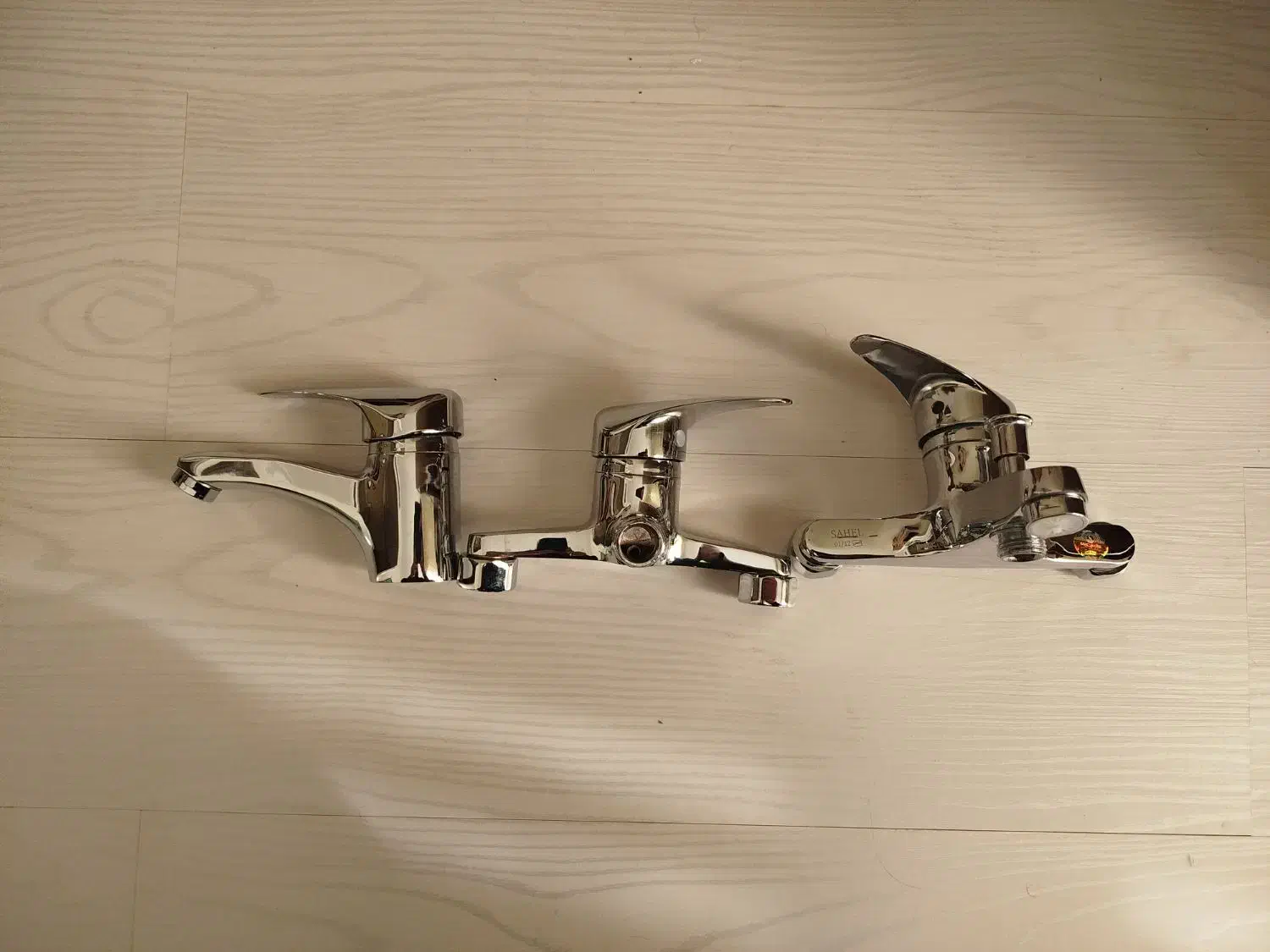 شیر آلات روشویی، توالت دستشویی و حمام|لوازم سرویس بهداشتی|کرج, کرج نو|دیوار