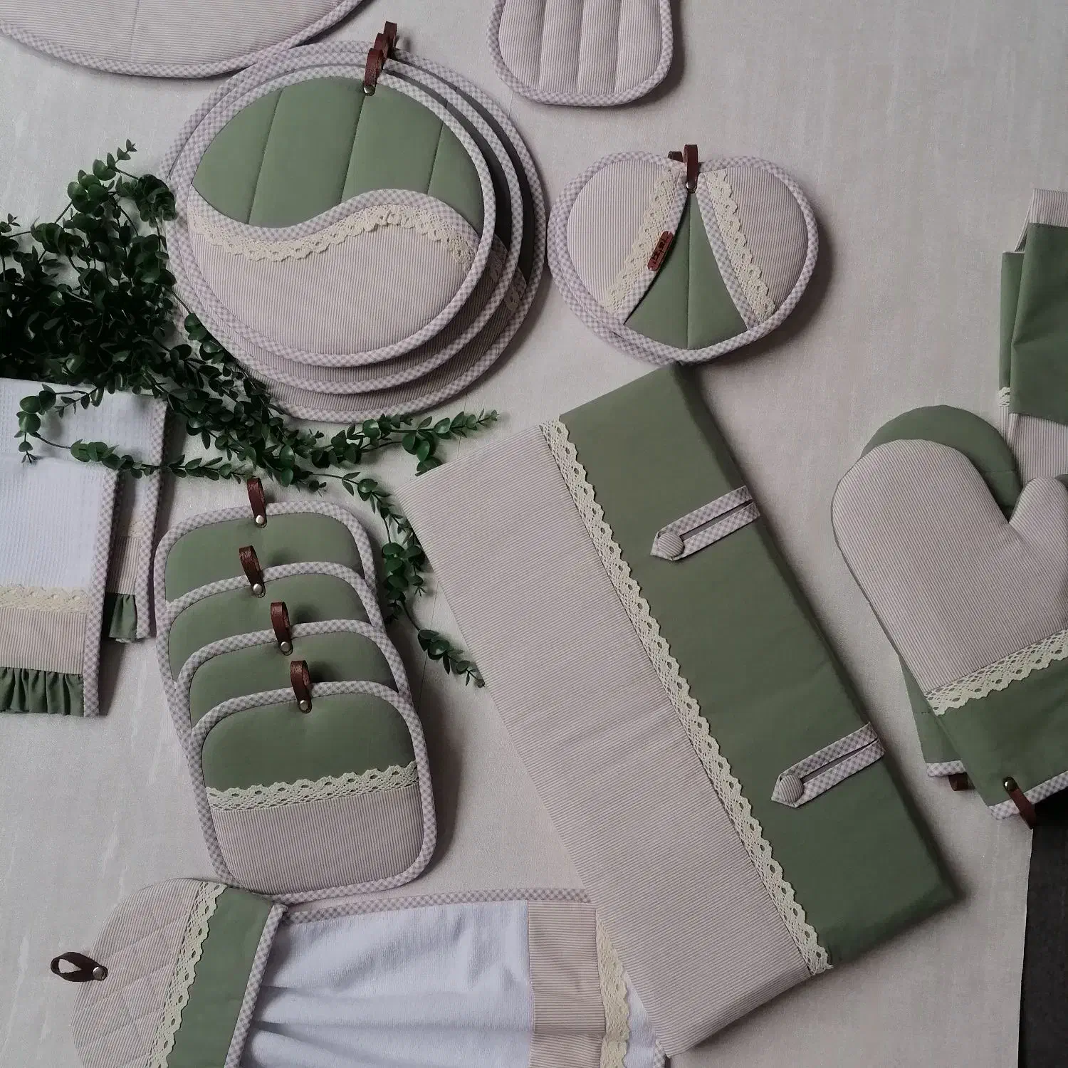 دوخت سرویس آشپزخانه|سفره، حوله، دستمال آشپزخانه|کرمان, |دیوار