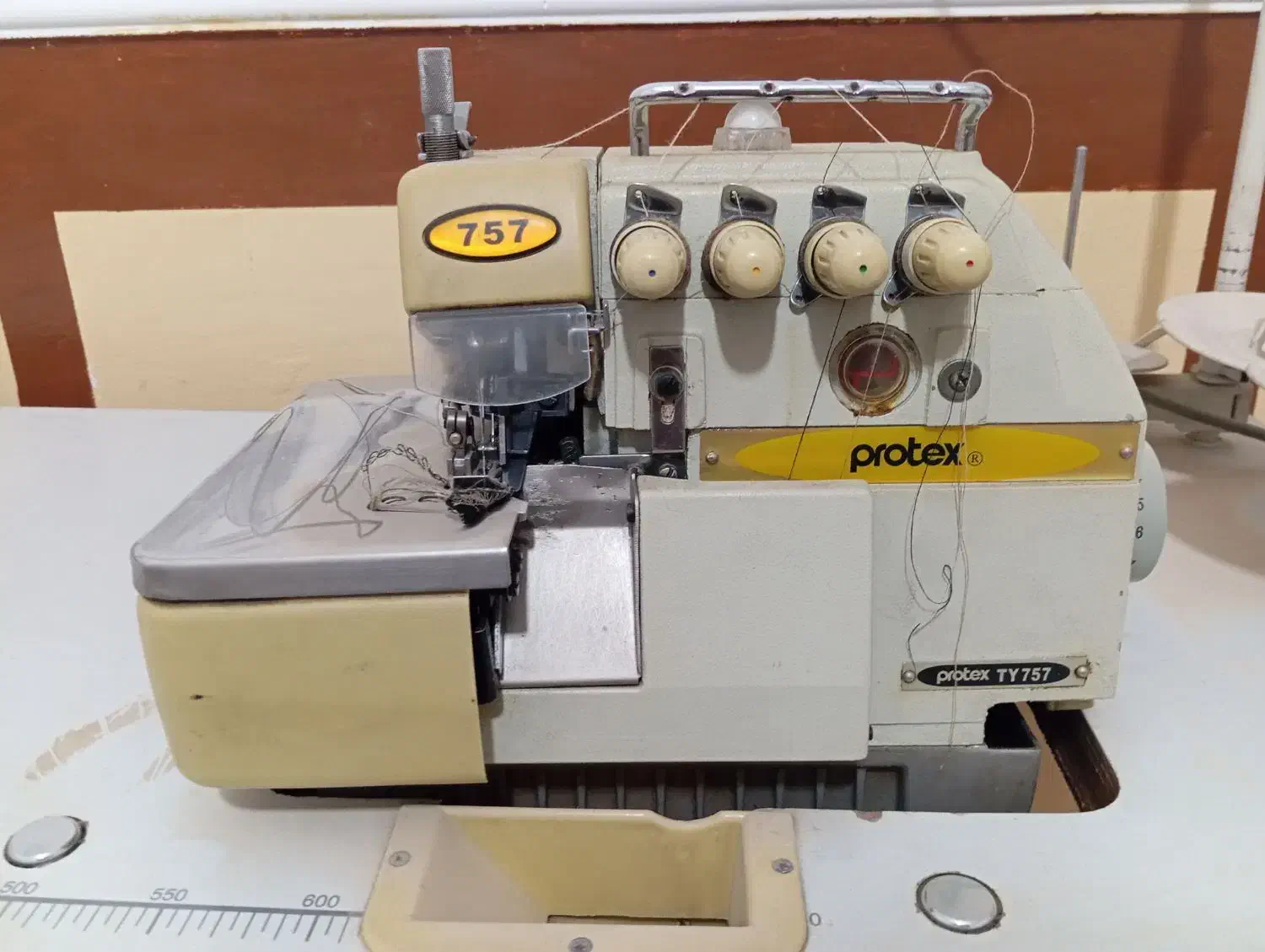 چرخ خیاطی چهار نخ|چرخ خیاطی و ریسندگی|ریگ ملک, |دیوار