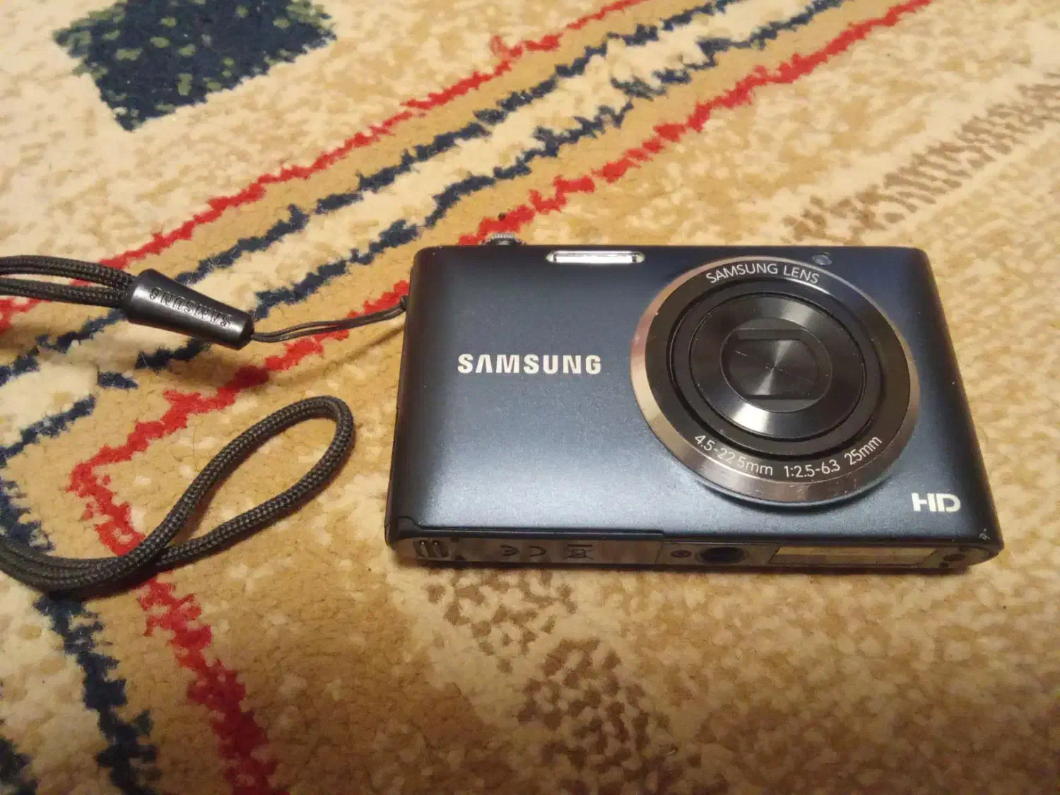 دوربین عکاسی دیجیتال کامپکت کوچک هستن|دوربین عکاسی و فیلم‌برداری|بندر کنگان, |دیوار