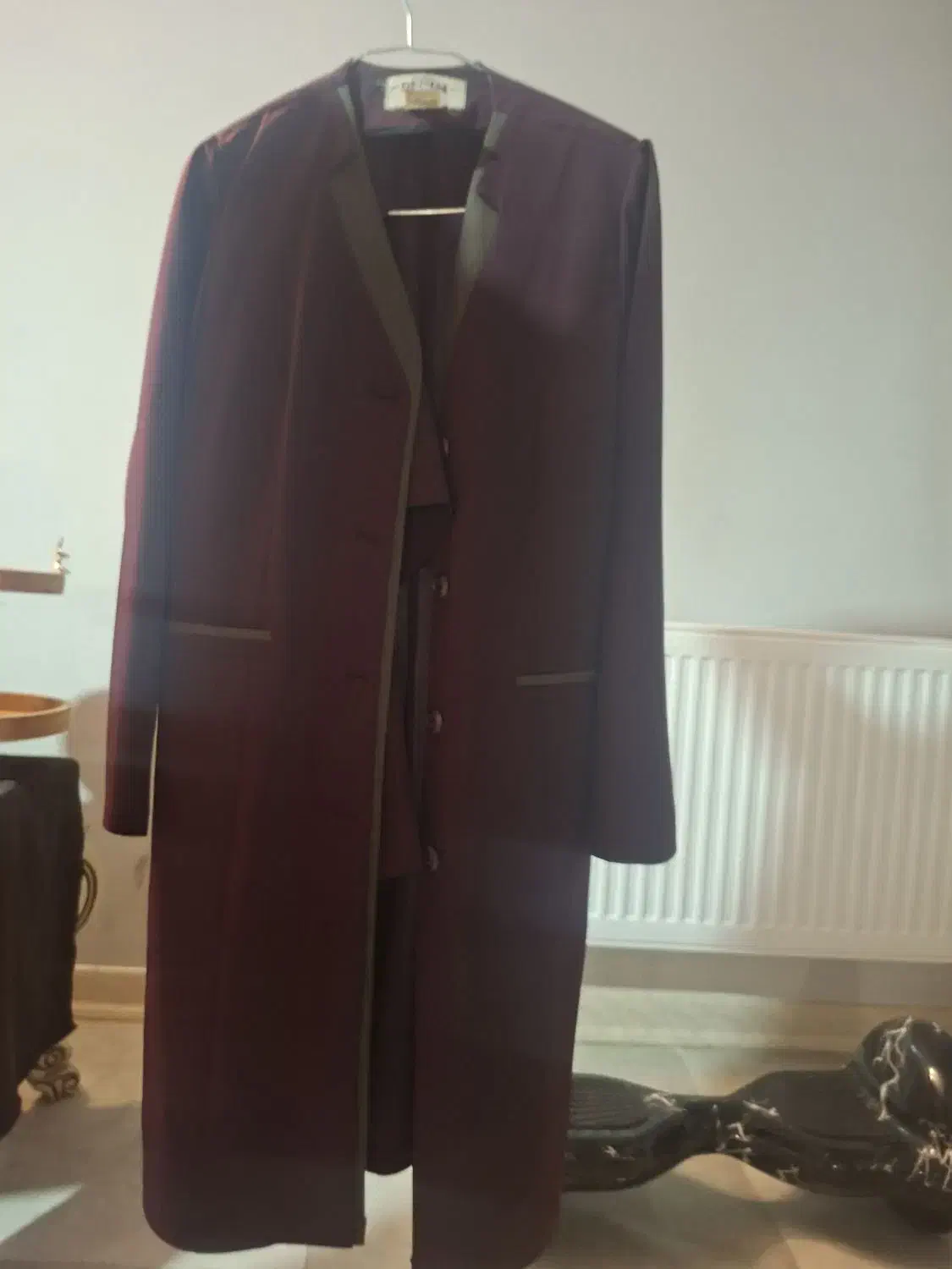 لباس|لباس|فولادشهر, B4|دیوار