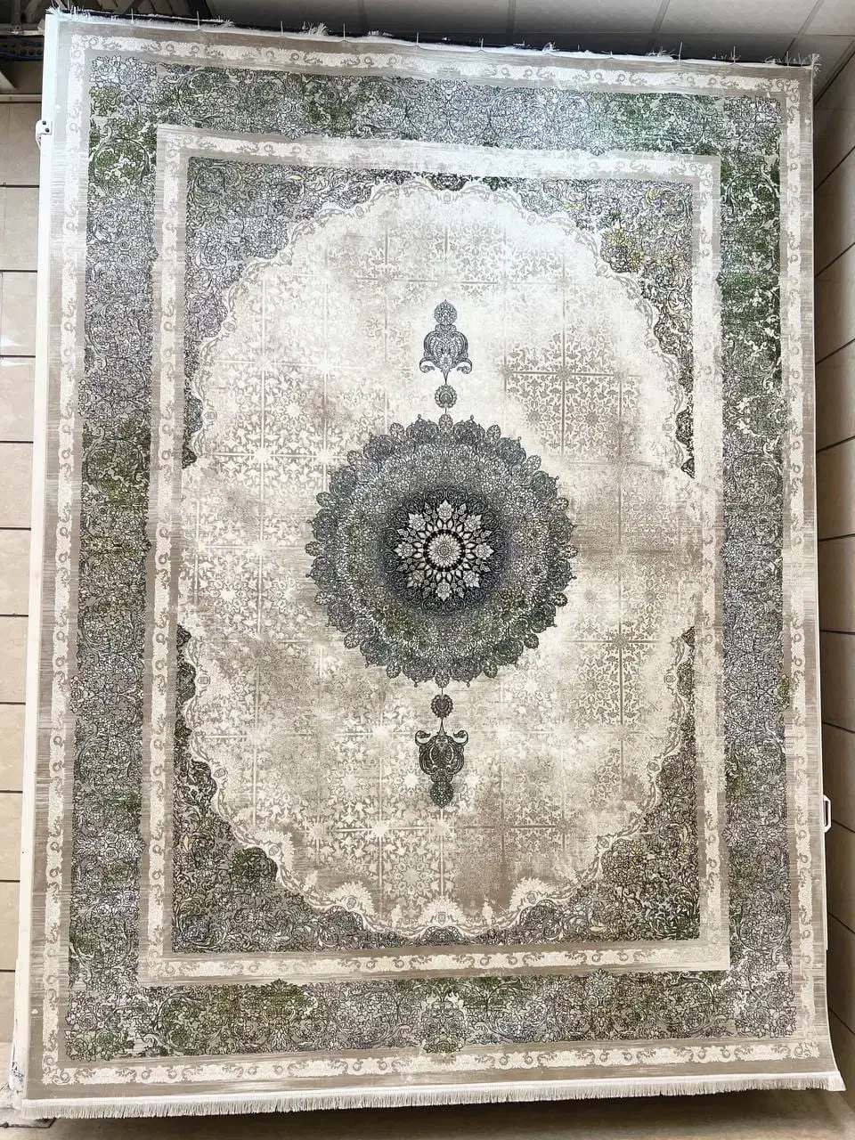 فرش ماشینی 12 متری 1200 شانه اکرولیک|فرش|یاسوج, |دیوار