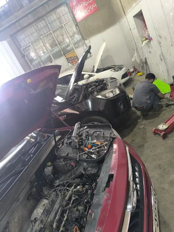 مکانیک انواع خودرو چینی همه روزه|خدمات موتور و ماشین|شیراز, ریشمک|دیوار