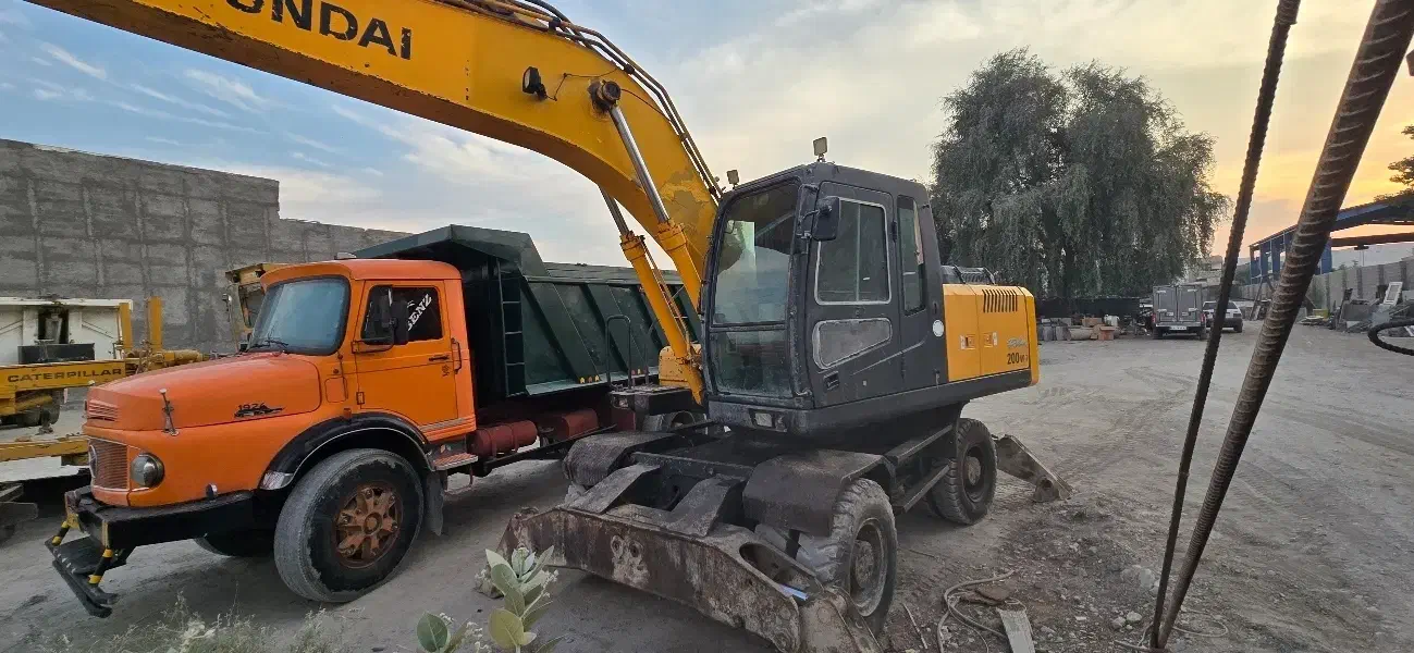 بیل مکانیکی هیوندا|خودرو سنگین|بندرعباس, |دیوار