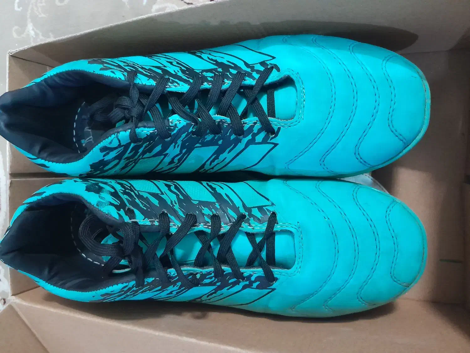 کفش ادیداس فوتسال|کیف، کفش، کمربند|مشهد, مصلی (کارمندان اول)|دیوار