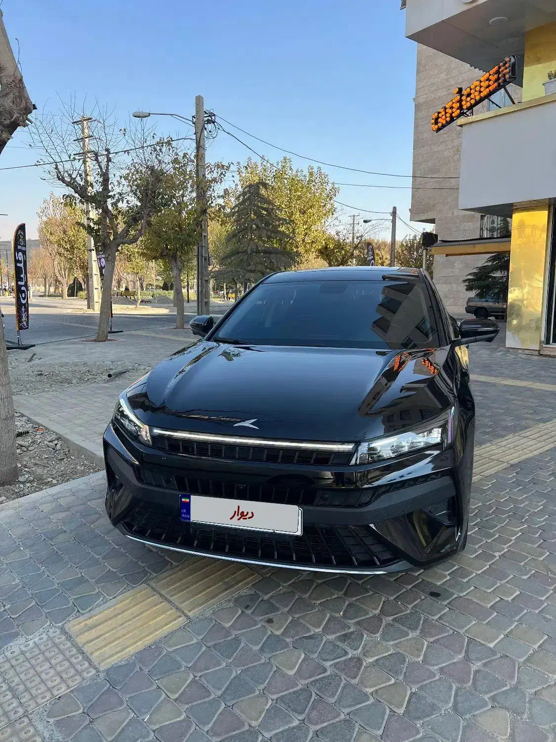 کی ام سی j7 1402|خودرو سواری و وانت|اندیشه, اندیشه فاز ۳|دیوار