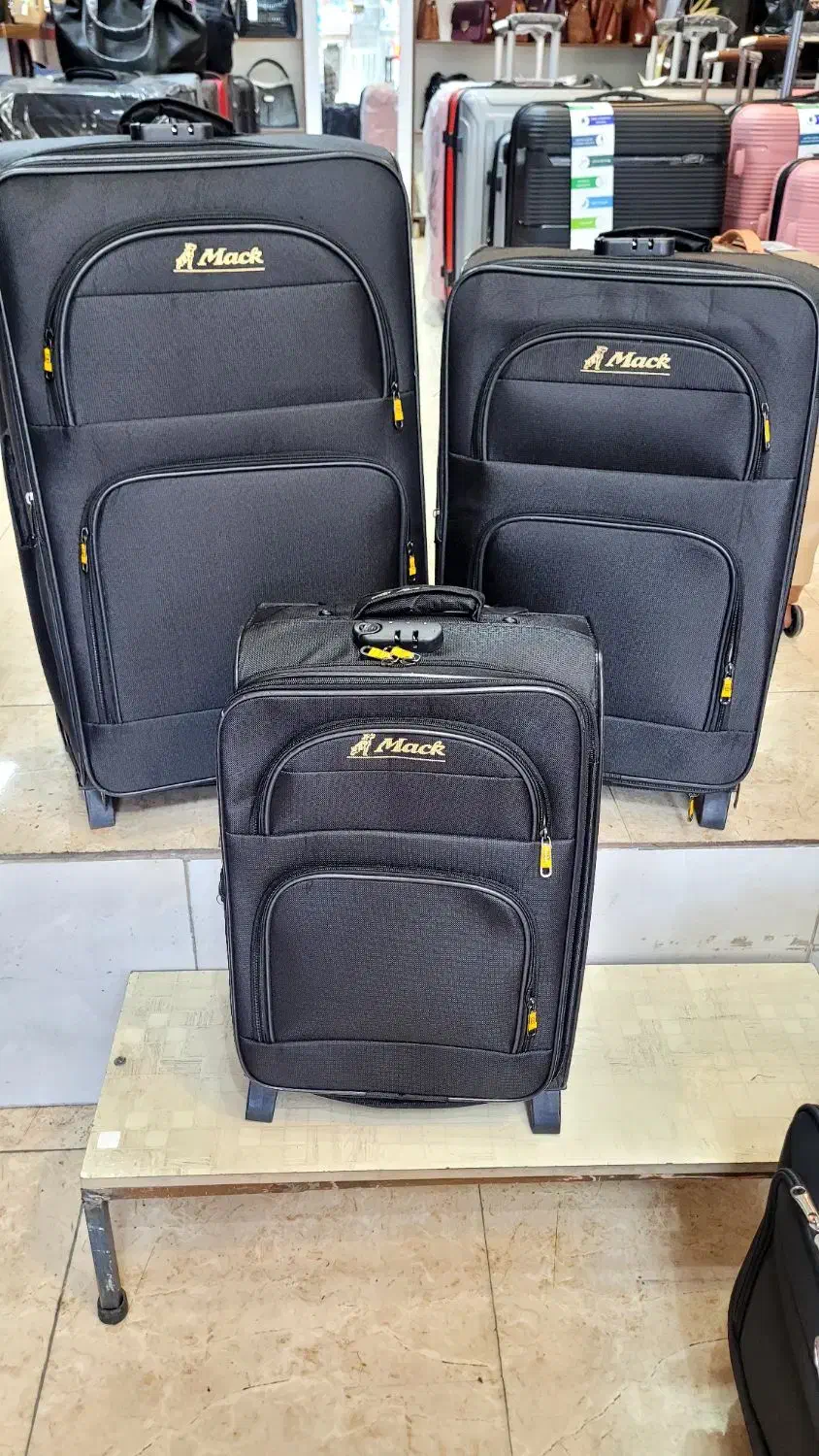 چمدان پارچه ای مک|کیف، کفش، کمربند|زنجان, |دیوار