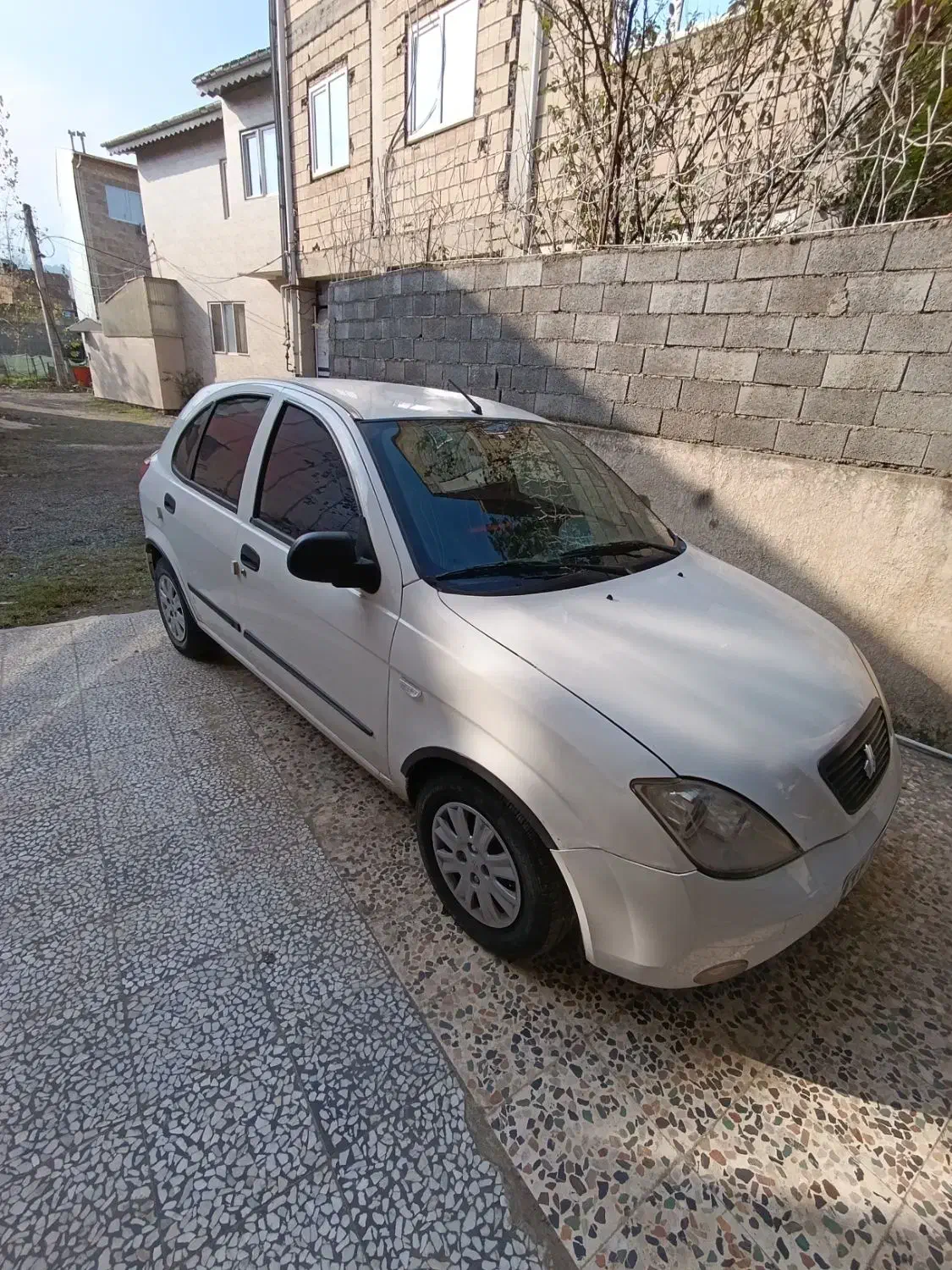 تیبا 2 هاچبک سالم و خونگی کم کار|خودرو سواری و وانت|اصفهان, خرم|دیوار