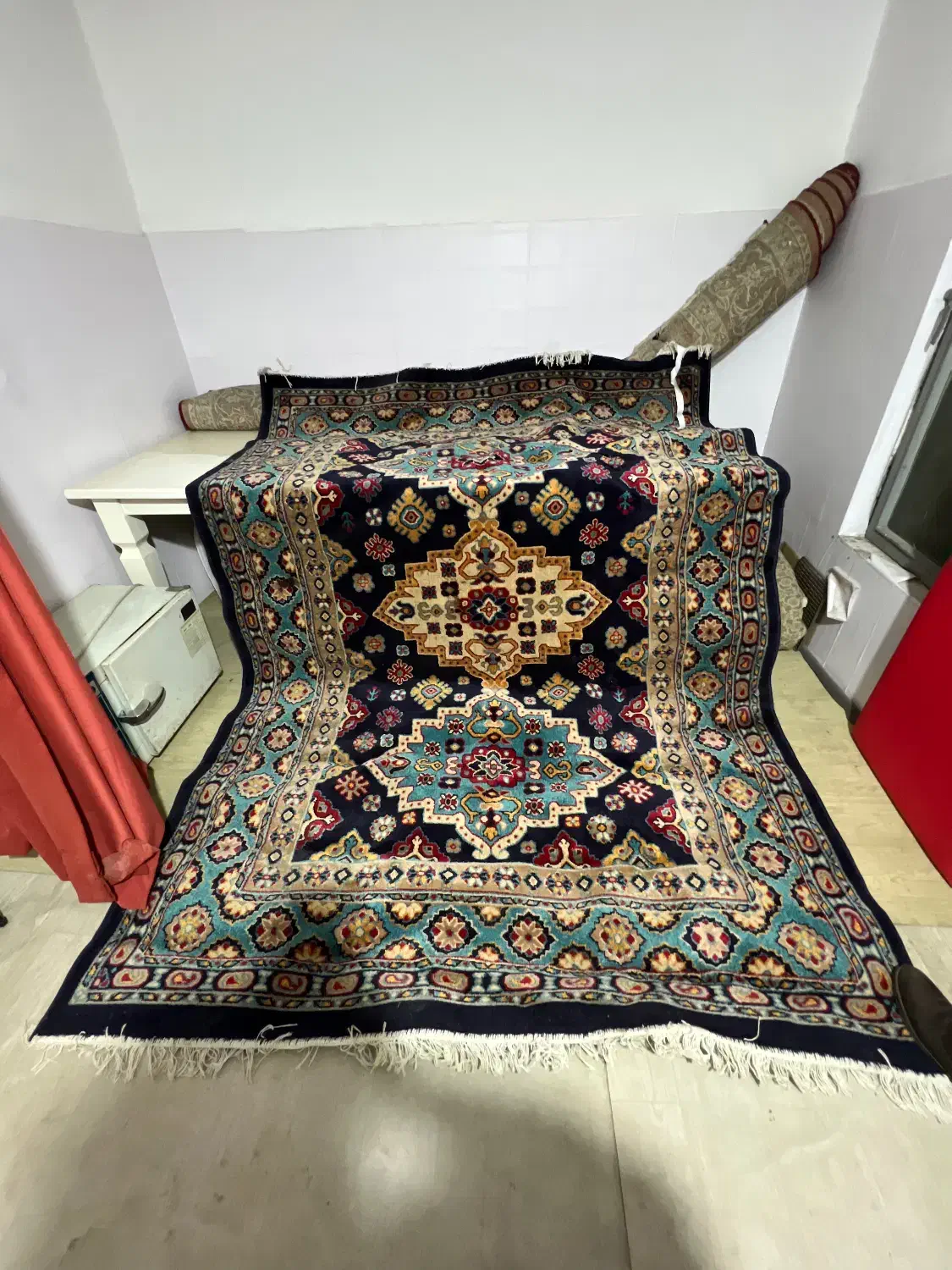 فرش ۶ متری|فرش|ساری, |دیوار