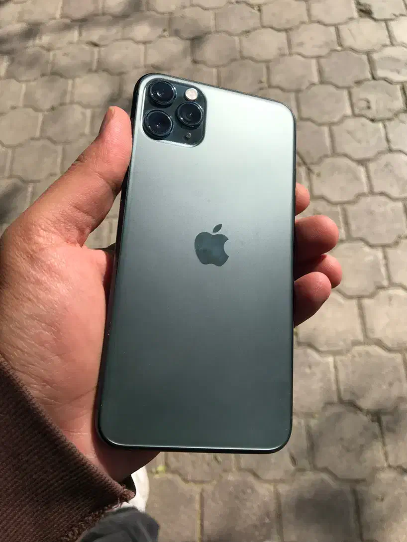 آیفون ۱۱ پرومکس ۵۱۲ گیگ|موبایل|کاشان, مدرس|دیوار