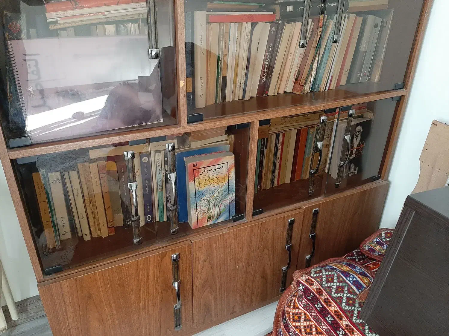 کتابخانه چوبی شیشه ای|کتابخانه، شلف، قفسه‌های دیواری|پردیس, فاز ۲|دیوار