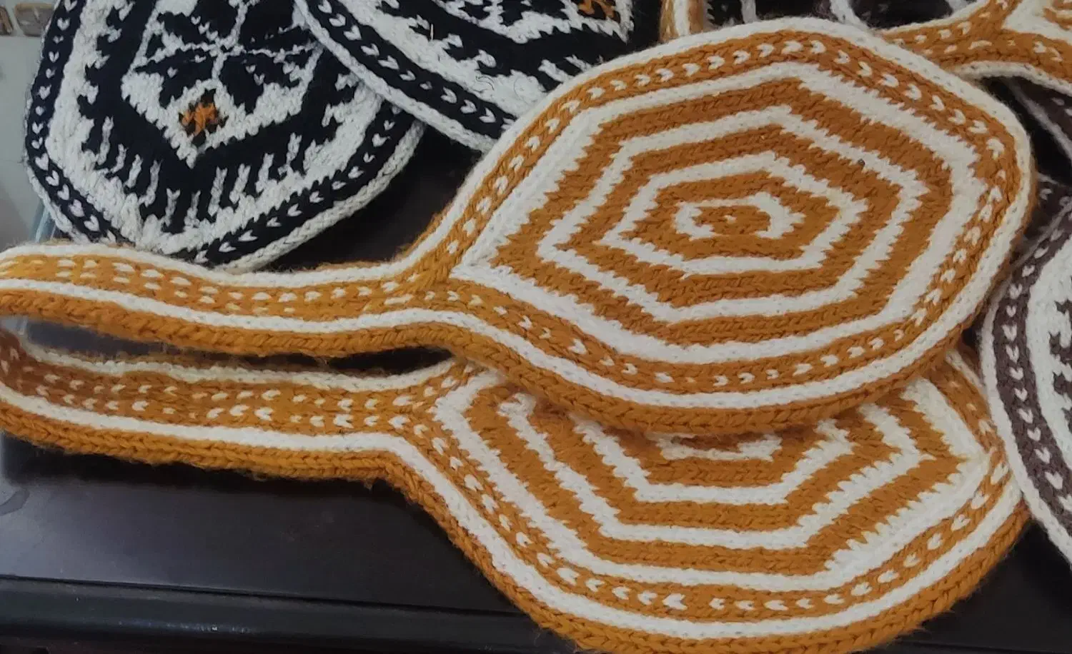 دستگیره سنتی آشپزخانه دست بافت|سفره، حوله، دستمال آشپزخانه|زنجان, |دیوار