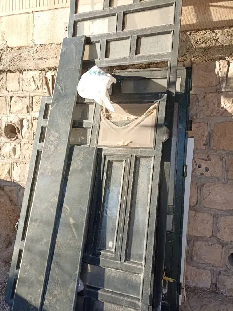 درب و ۲ عدد پنجره آلومینیوم|مصالح و تجهیزات ساختمان|بدره, |دیوار