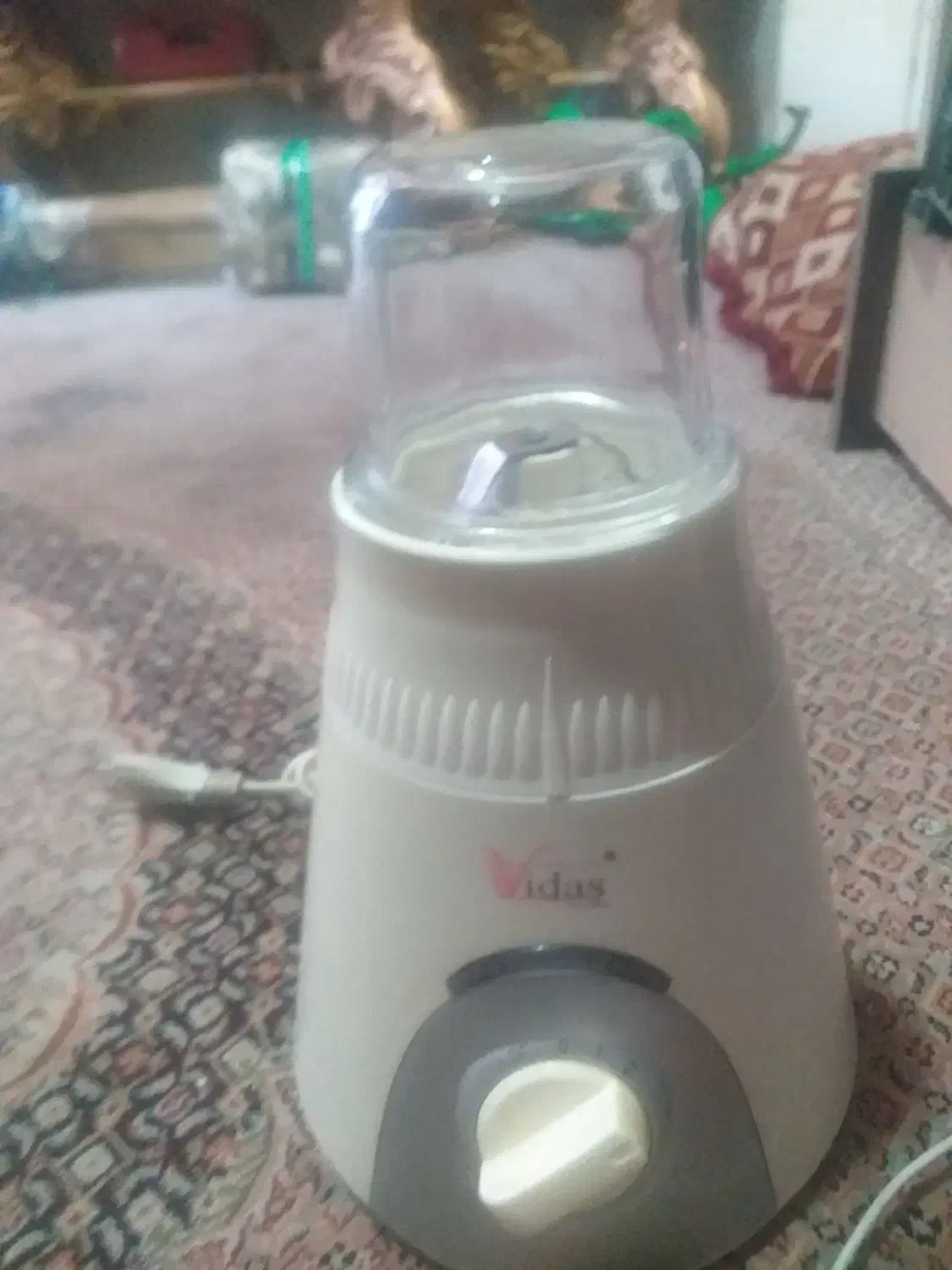 دستگاه اسیاب وابمیوه گیره خیلی قوی. محکم|آبمیوه‌گیر و آب‌مرکبات‌گیر|کرج, حصارک بالا|دیوار