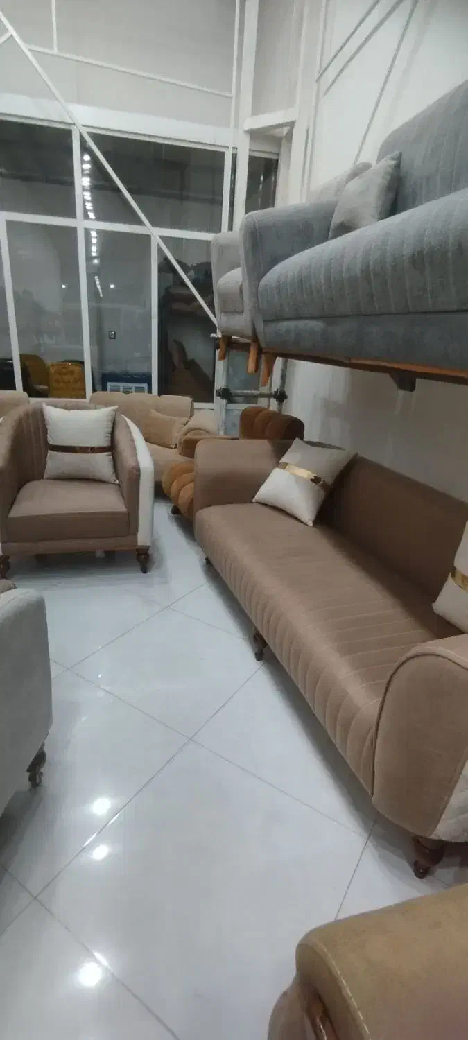 یک دست مبل نو مینیمال فروشی|مبلمان خانگی و میز عسلی|کاشمر, |دیوار