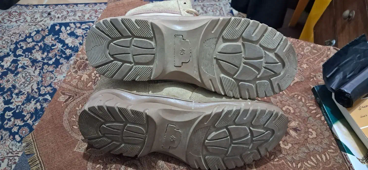 پوتین تکتیکال نظامی|کیف، کفش، کمربند|رشت, کوی عرفان|دیوار