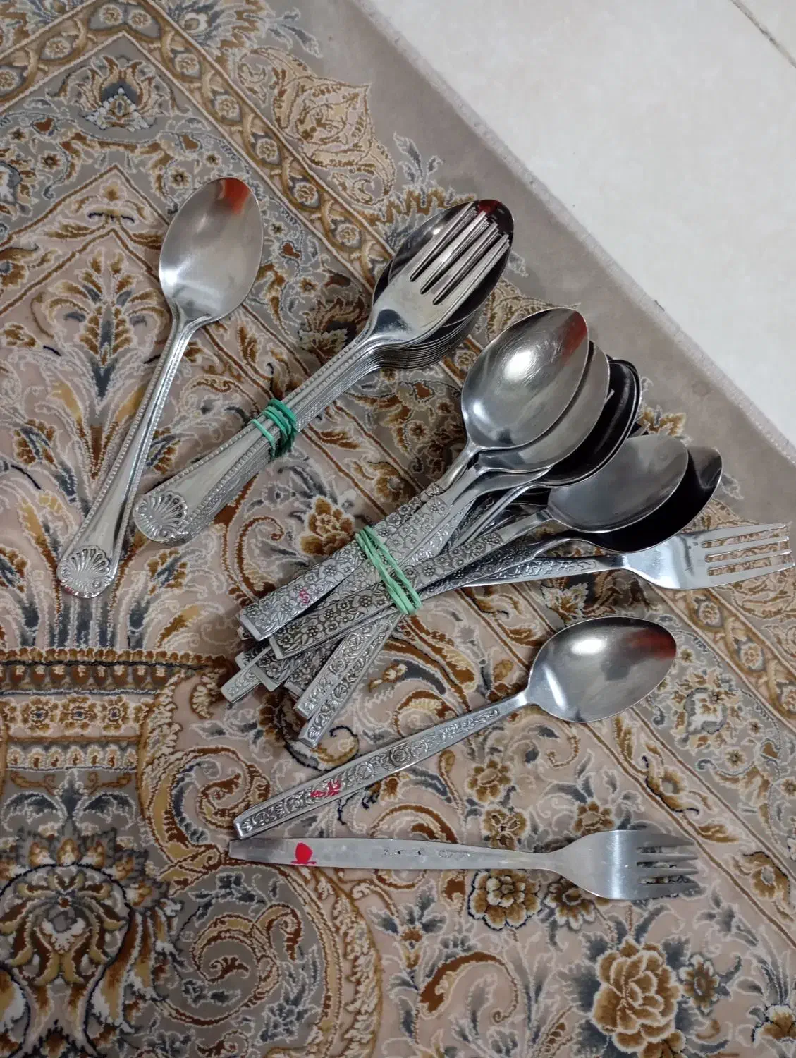 قاشق و چنگال|ظروف سرو و پذیرایی|رباطکریم, رباطکریم|دیوار