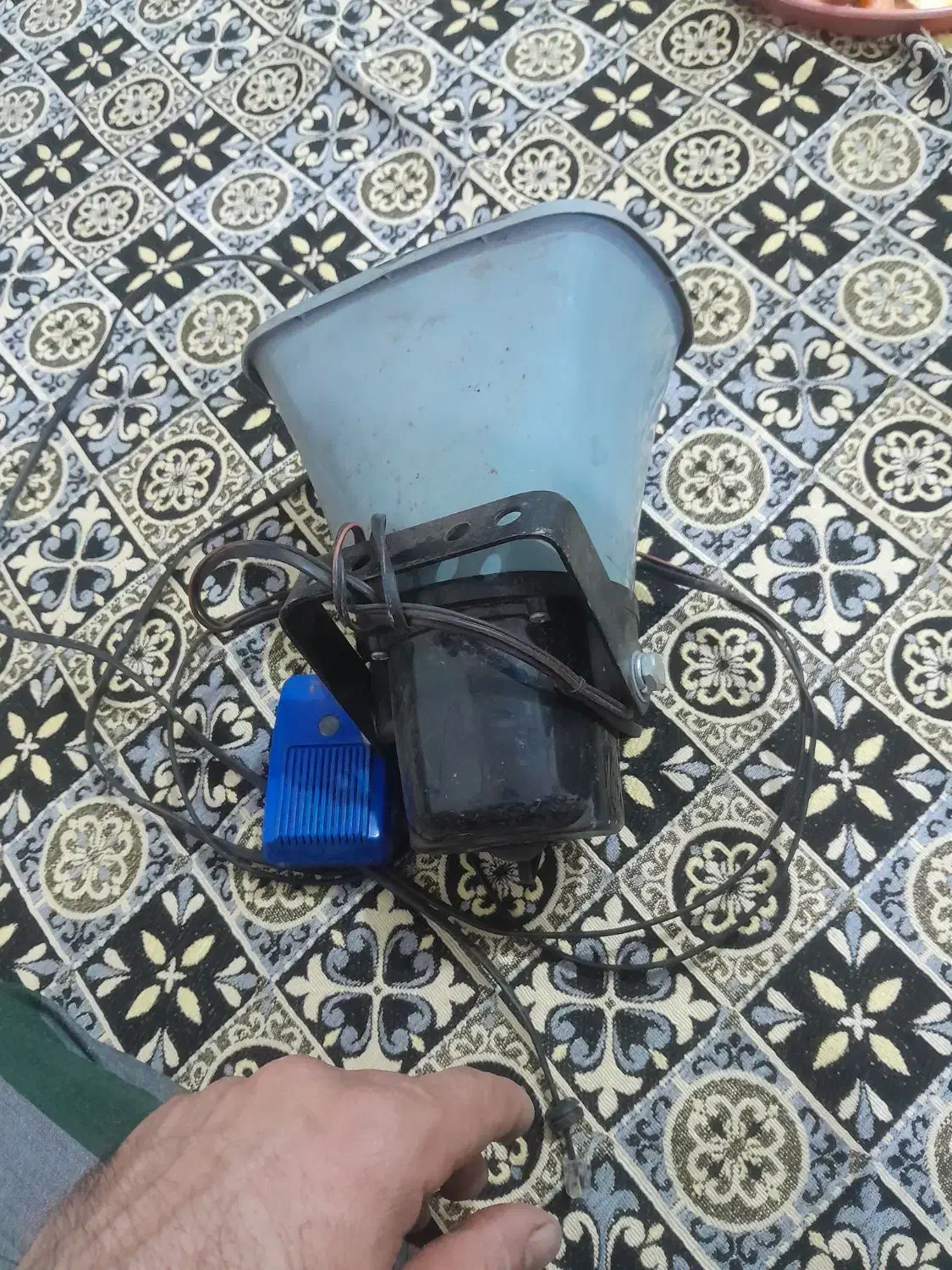 بلند گو ضایعات|صوتی و تصویری|گوراب زرمیخ, |دیوار