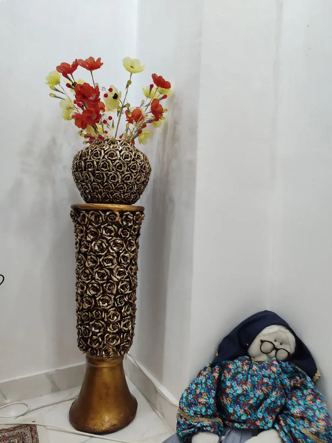 گلدان و پایه گلدان|صنایع دستی و سایر لوازم تزئینی|ماکو, |دیوار