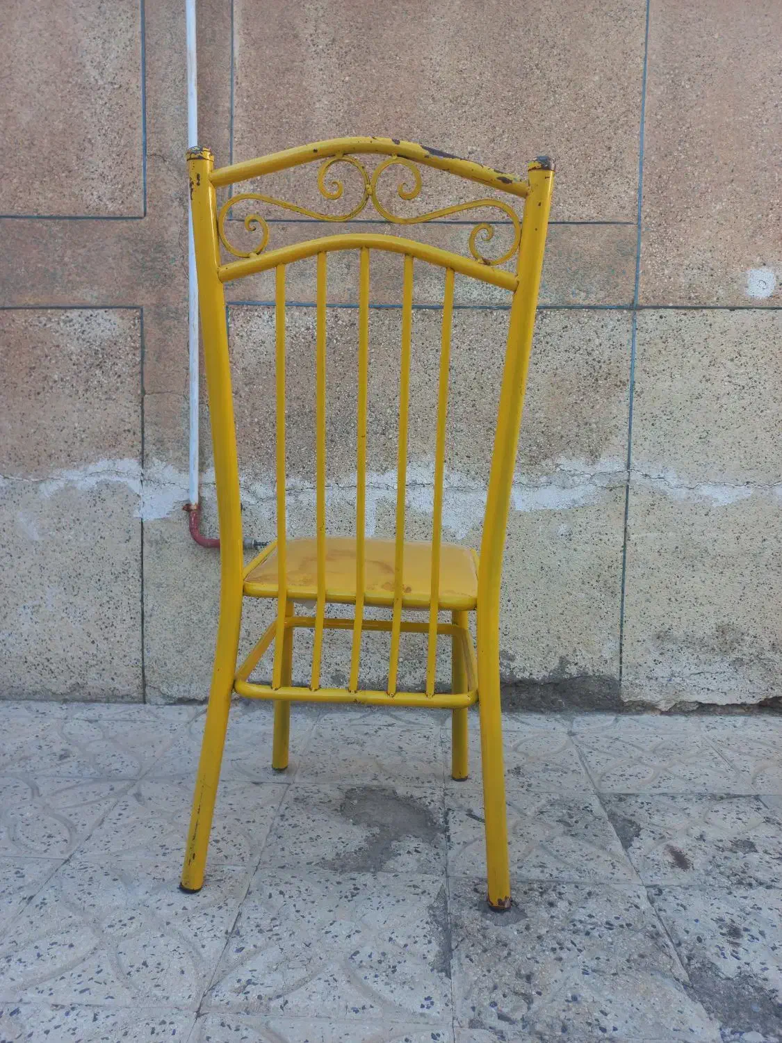 چهار عدد صندلی فلزی|صندلی و نیمکت|ملایر, |دیوار