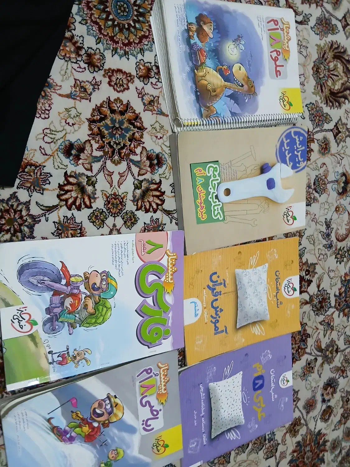 کتاب های کلاس هشتم|کتاب و مجله آموزشی|کوهدشت, |دیوار