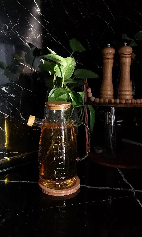 جا روغنی پیرکس|ظروف پخت‌وپز|قدس, شهر‌قدس|دیوار