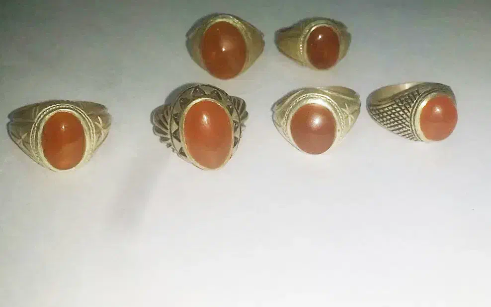 انگشتر عقیق طبیعی اصل نقره قدیمی اما نو|کلکسیون اشیاء عتیقه|قم, باجک یک|دیوار