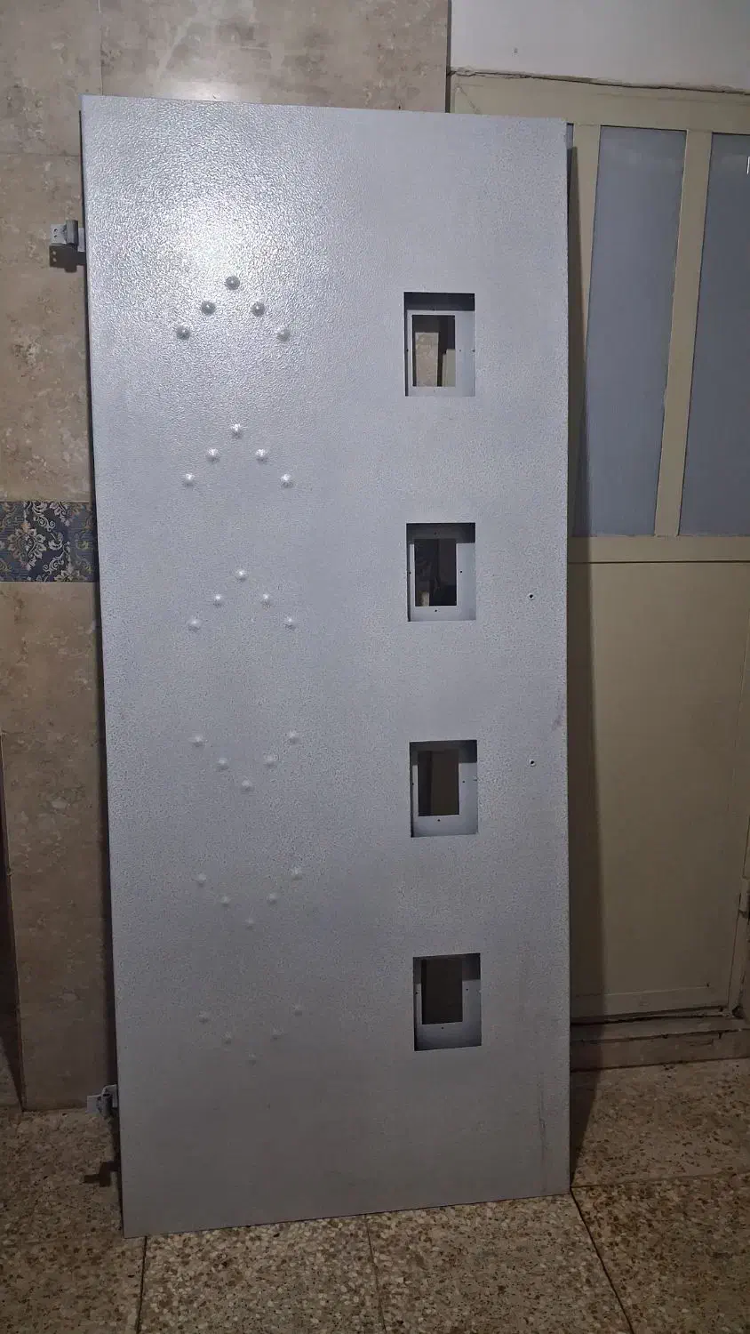 درب اسانسور|ابزارآلات|نظرآباد, شهرک آزادگان|دیوار