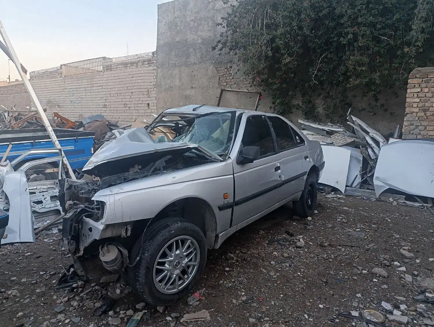 تصادفی|خودرو سواری و وانت|ایرانشهر, |دیوار