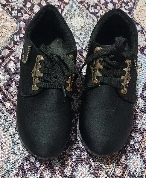 سه جفت کفش سایز ۳۷ تا ۳۸|کیف، کفش، کمربند|محمدشهر, سیدآباد|دیوار