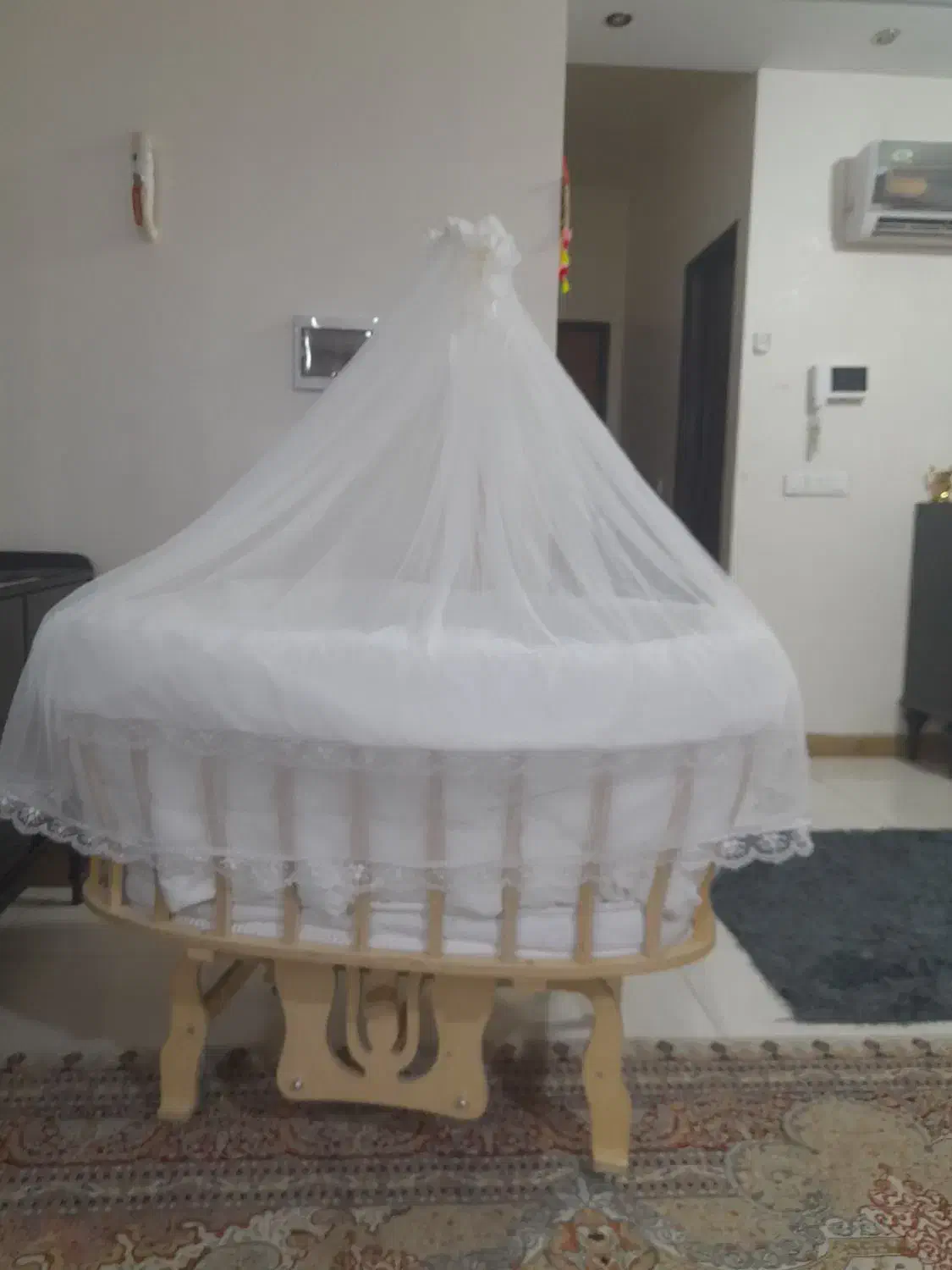 گهواره نوزاد|اسباب و اثاث بچه|پرند, فاز ۰|دیوار