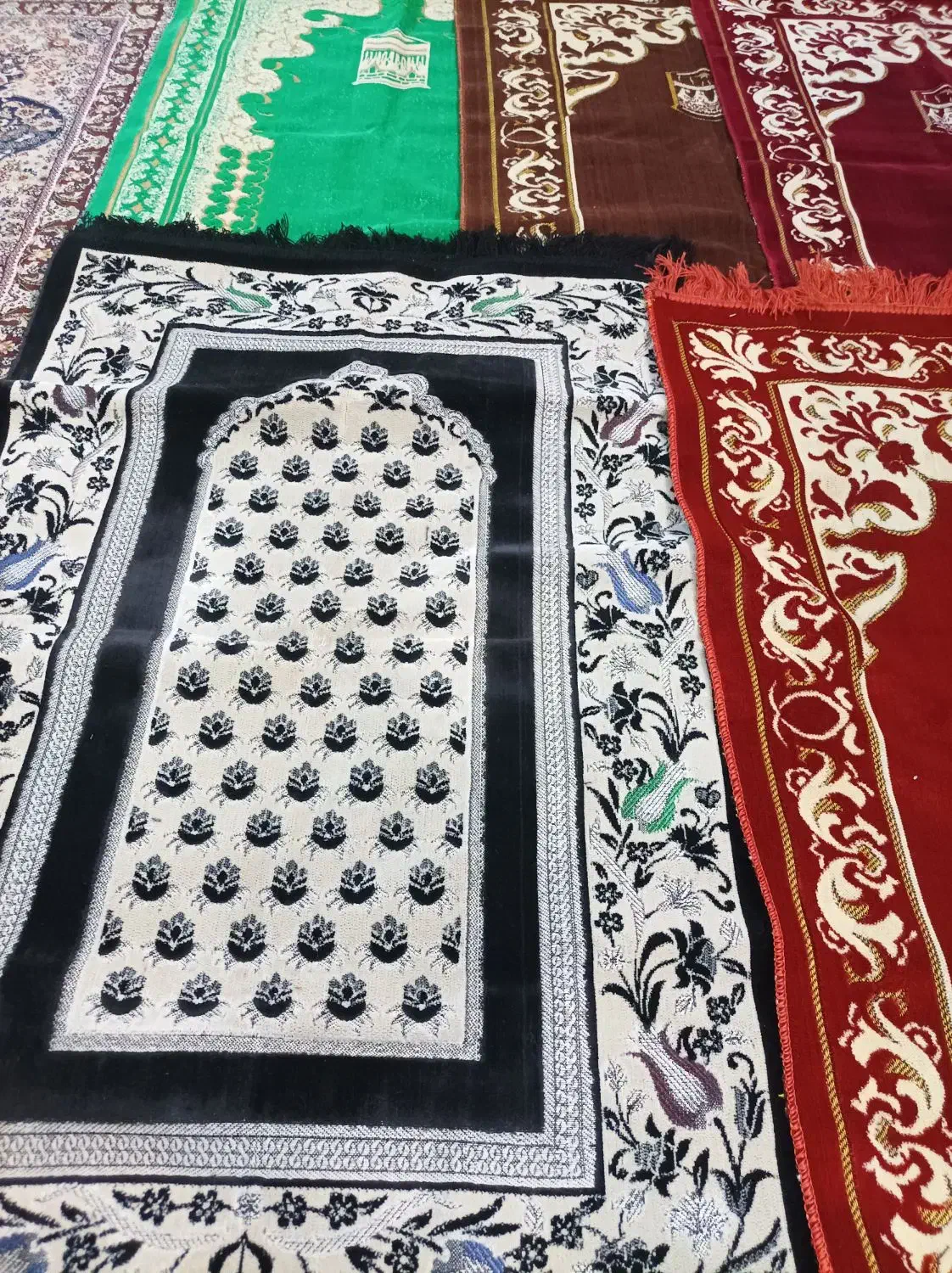 سجاده بزرگ و کوچک نو نو|زیورآلات و اکسسوری|شاهین‌شهر, مخابرات (شهید بهشتی)|دیوار